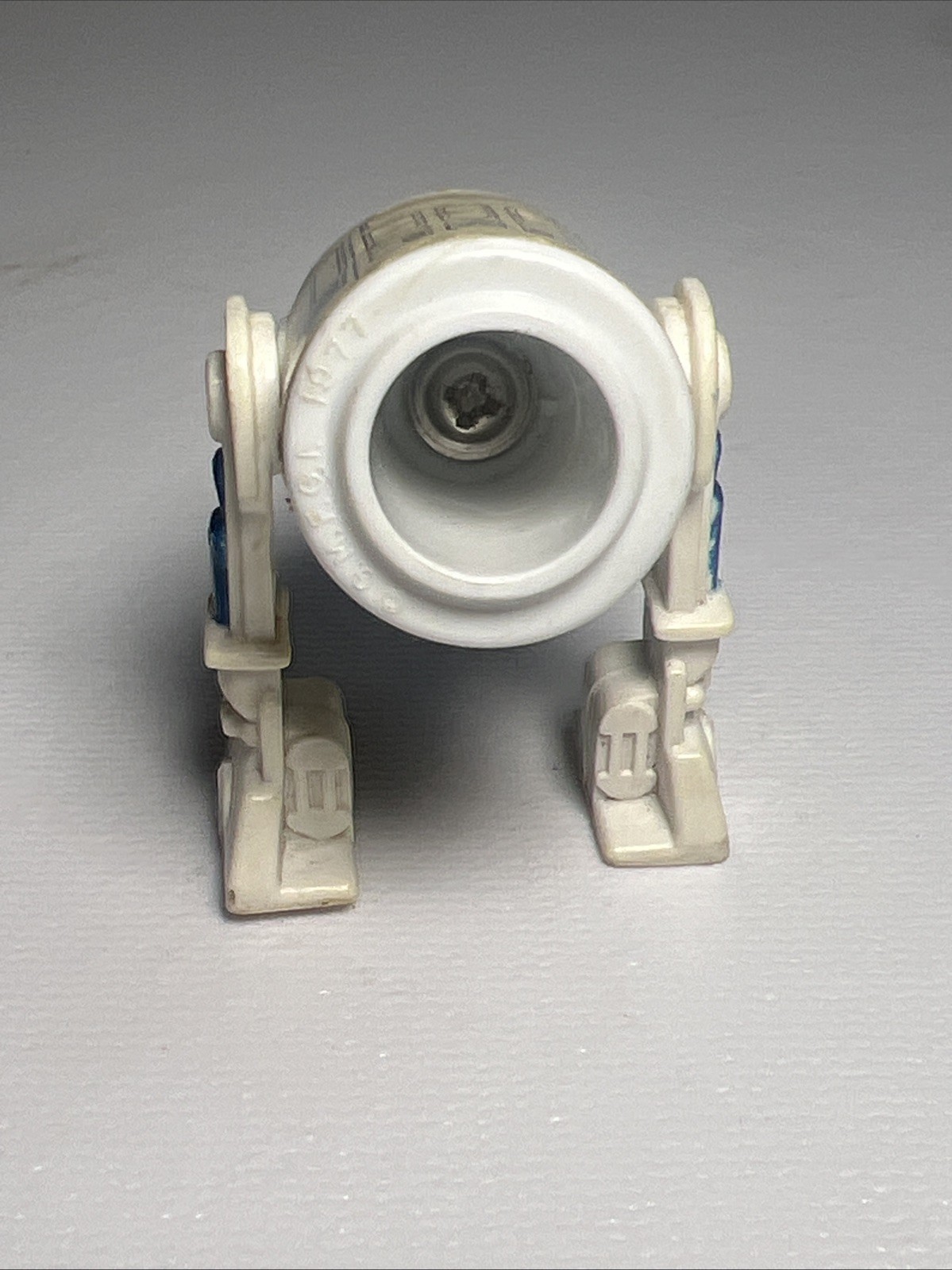 R2-D2 (Artoo-Detoo) (with Sensorscope) sold