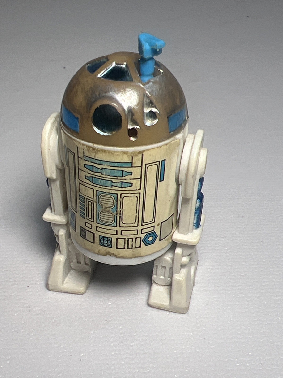R2-D2 (Artoo-Detoo) (with Sensorscope) sold