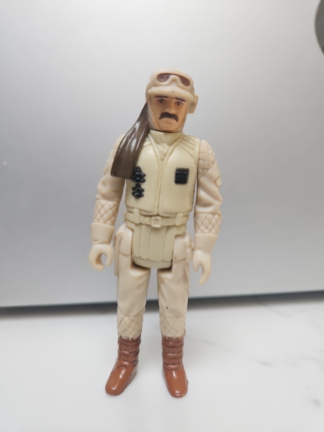 Rebel Commander sold