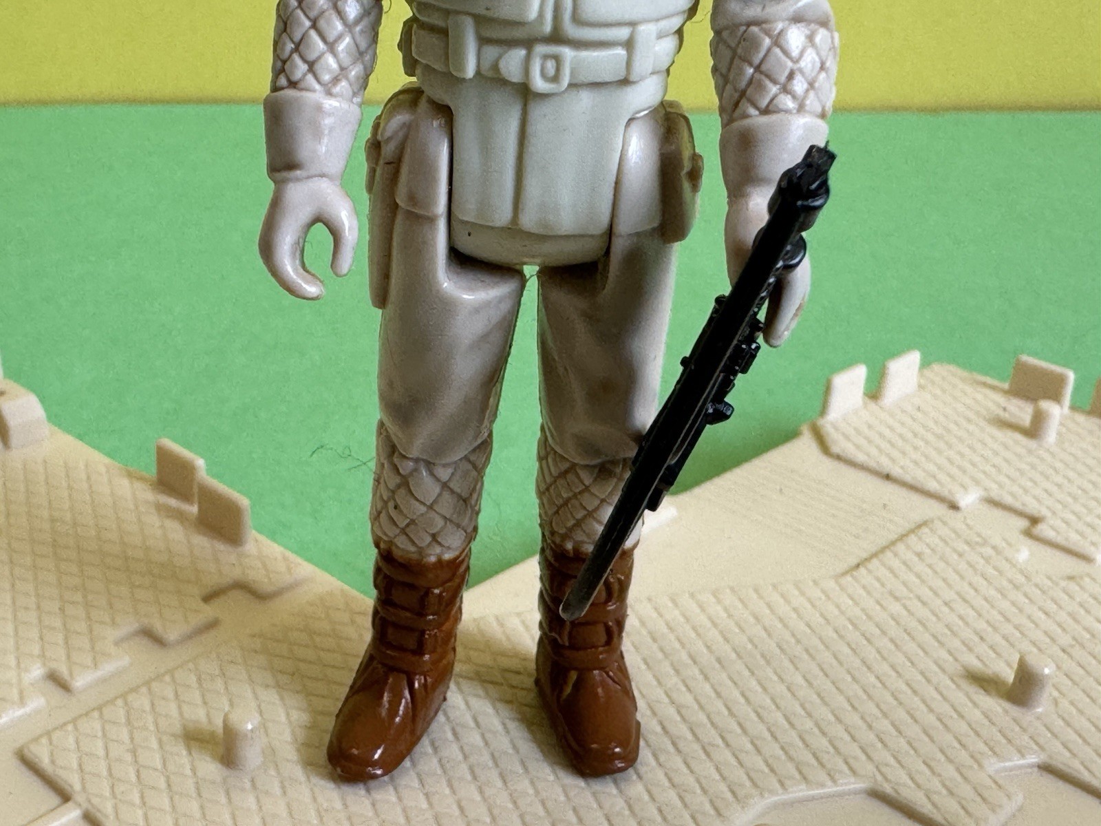 Rebel Commander sold