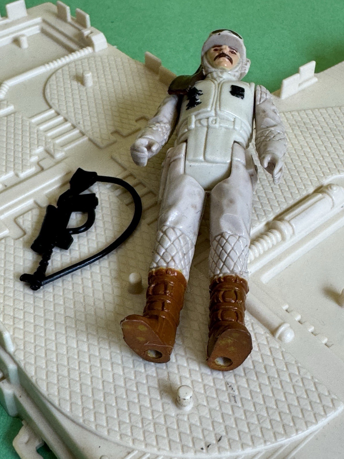 Rebel Commander sold