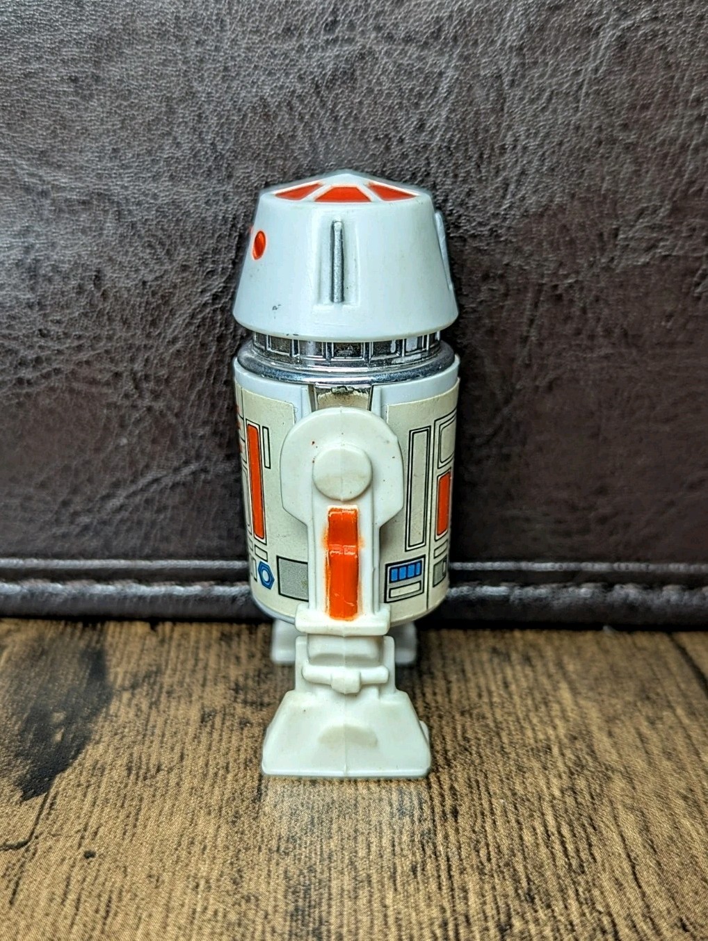 R5-D4 (Arfive-Defour) sold