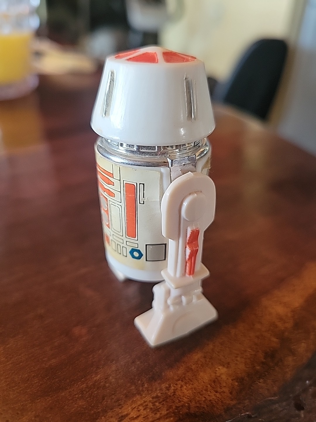 R5-D4 (Arfive-Defour) sold