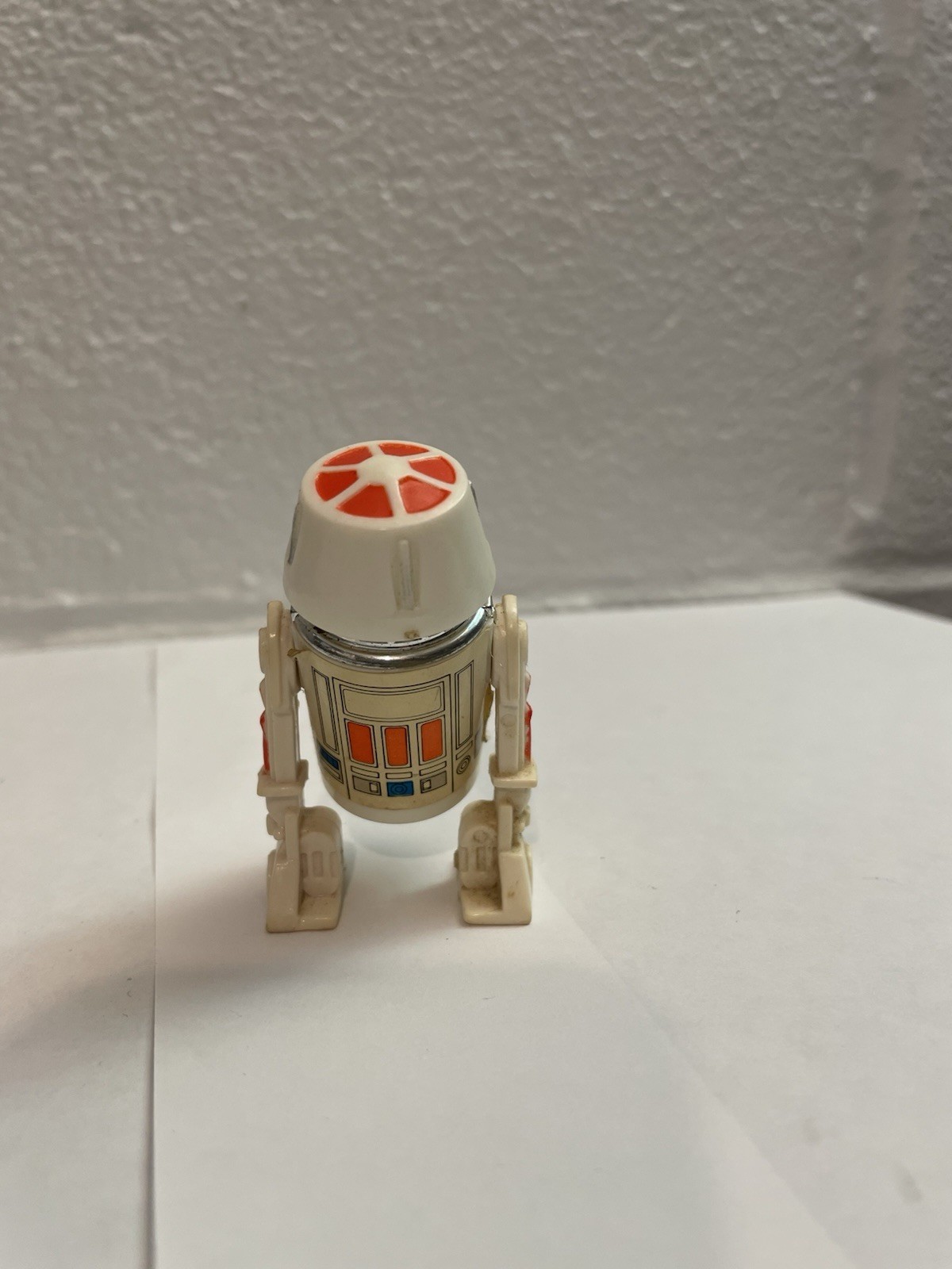 R5-D4 (Arfive-Defour) sold