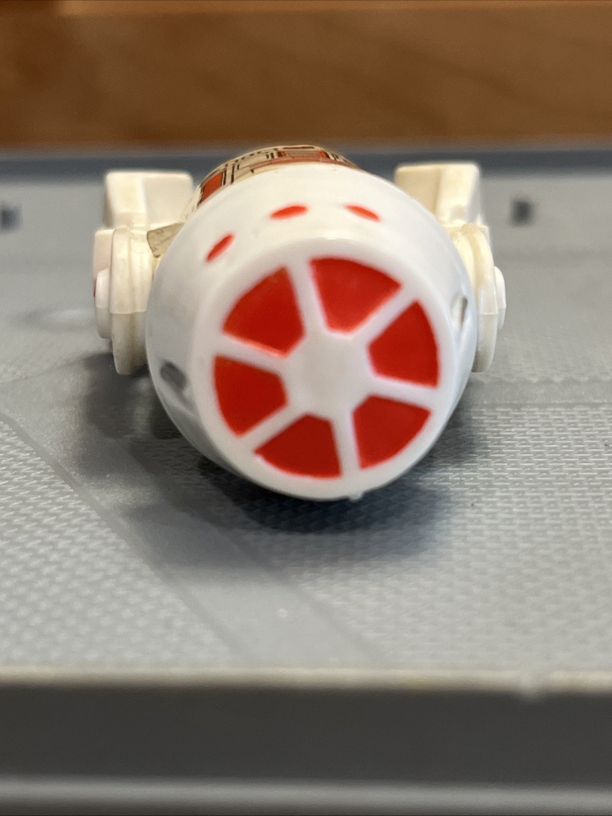 R5-D4 (Arfive-Defour) sold