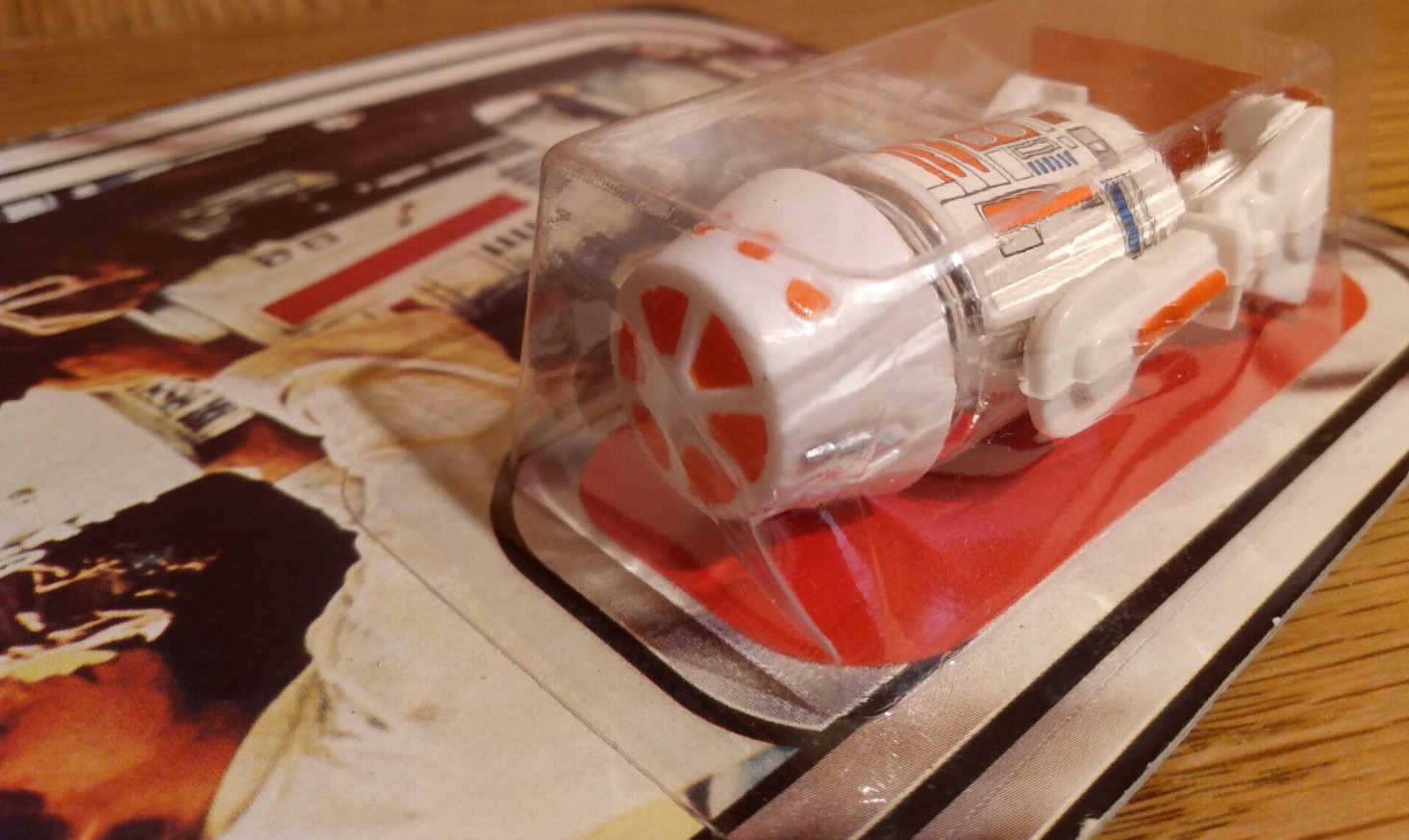R5-D4 (Arfive-Defour) sold