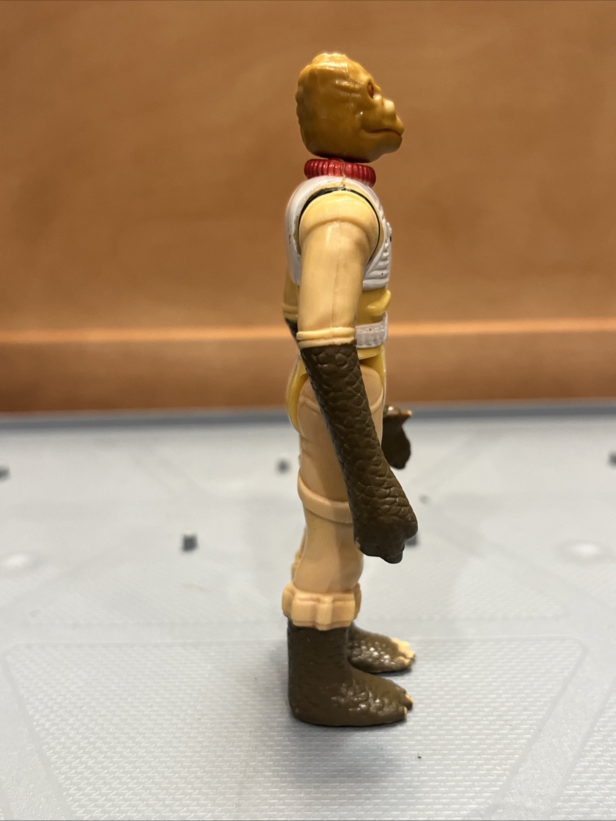 Bossk (Bounty Hunter) sold