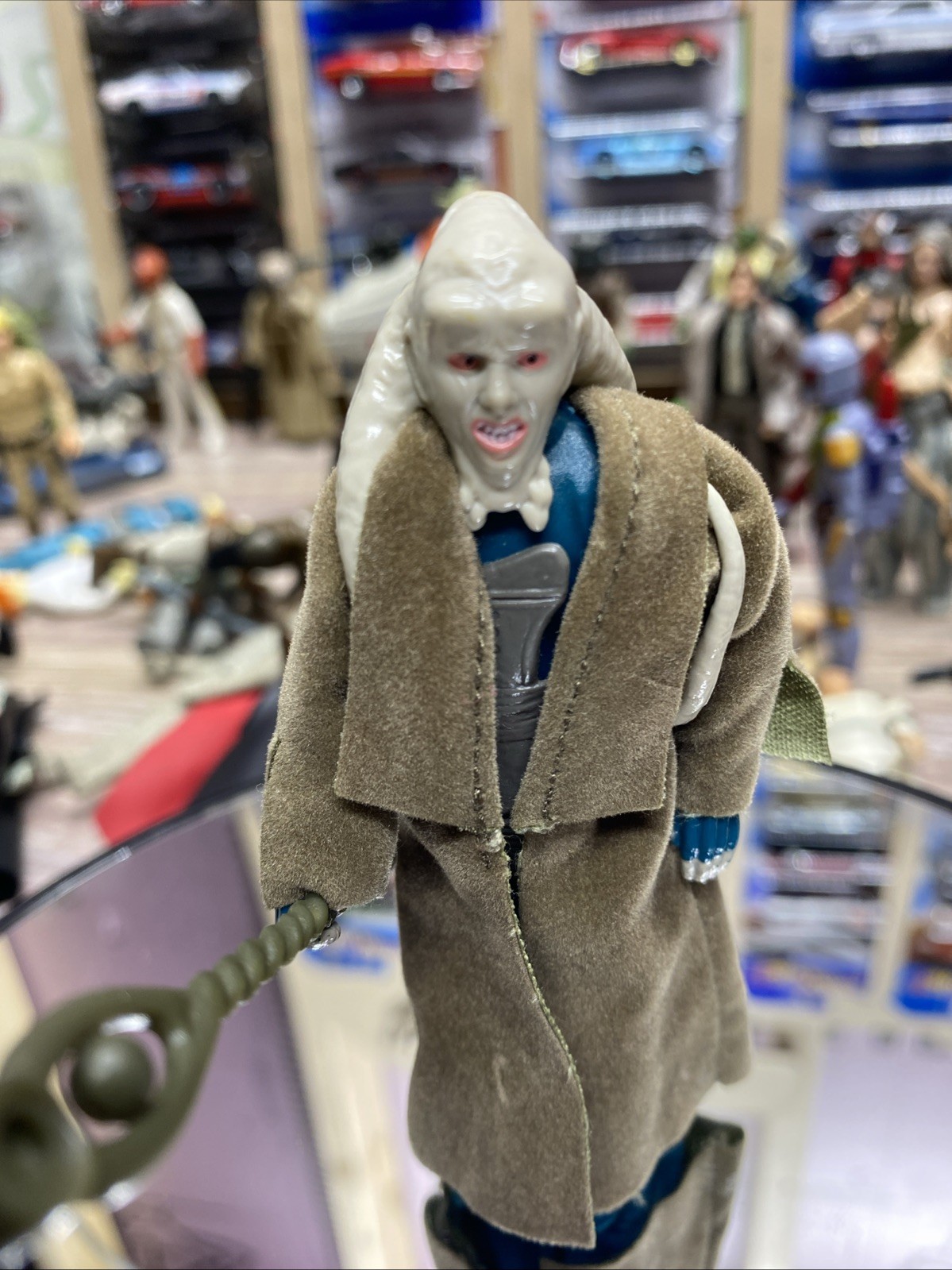 Bib Fortuna sold