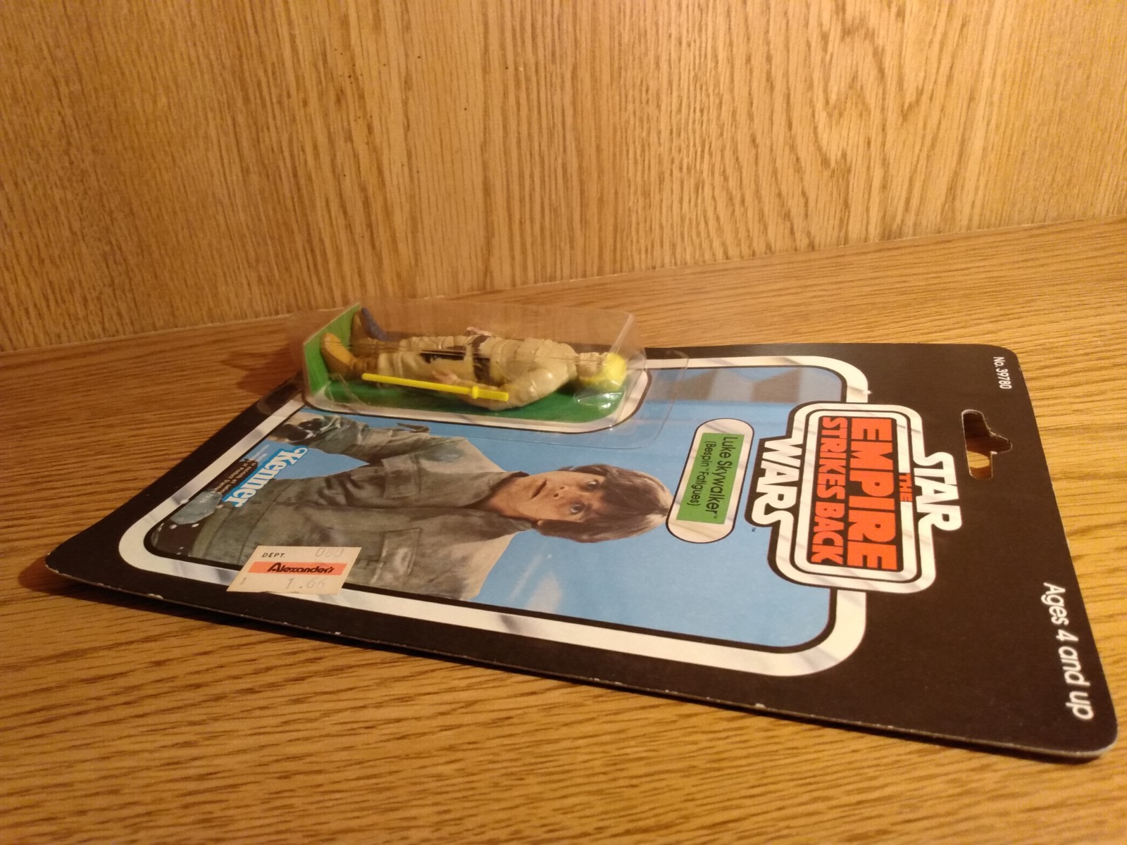 Luke Skywalker (Bespin Fatigues) sold