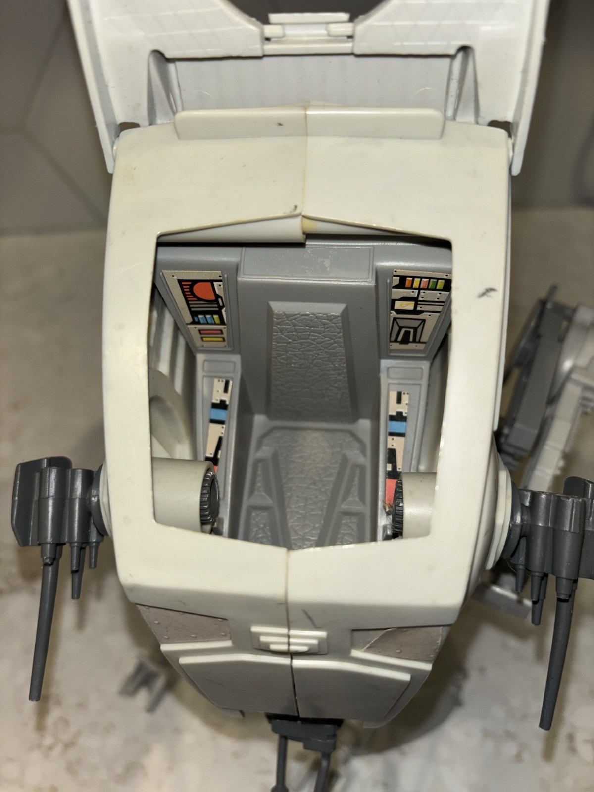 Scout Walker (AT-ST) sold