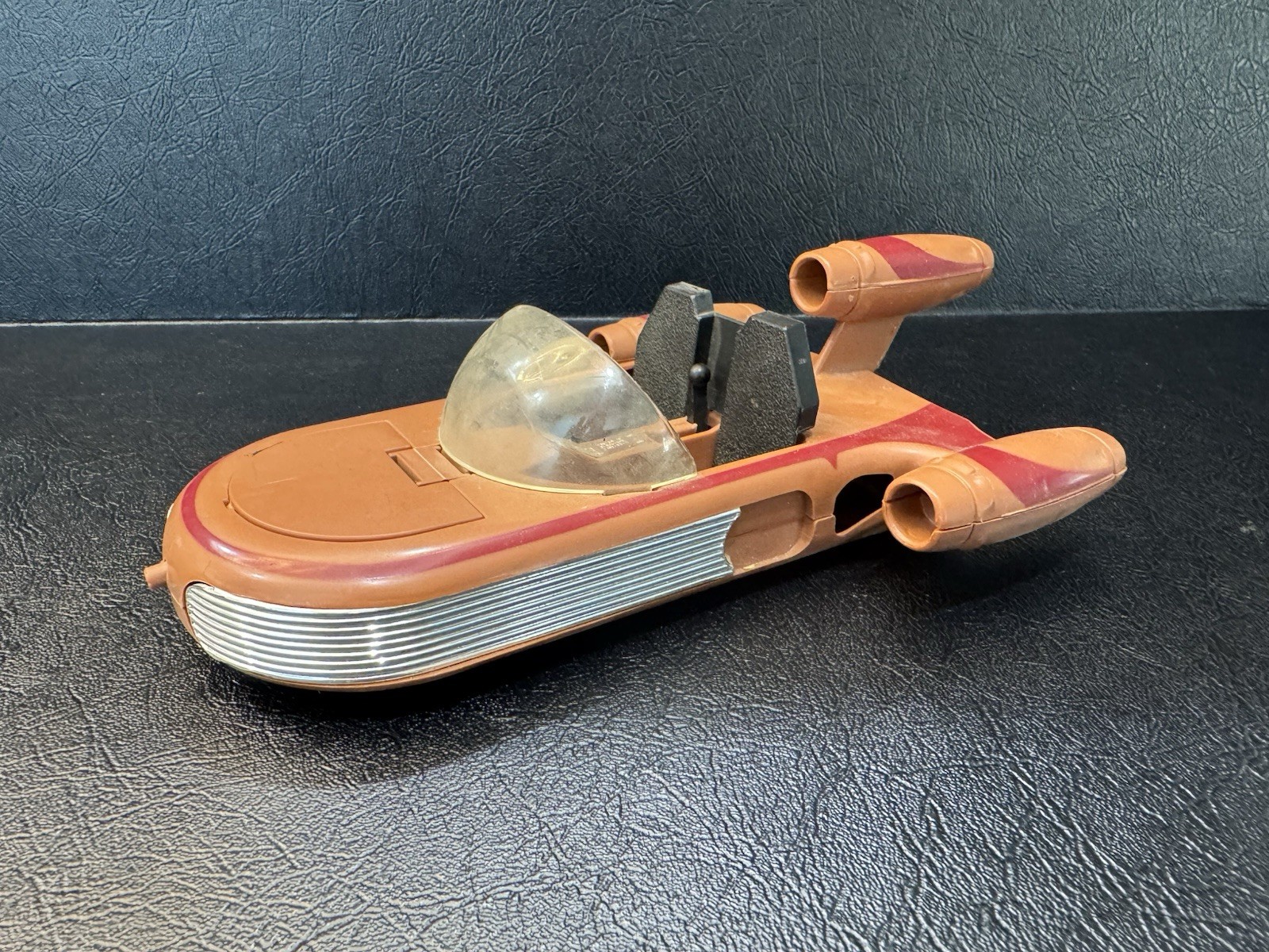 Landspeeder sold