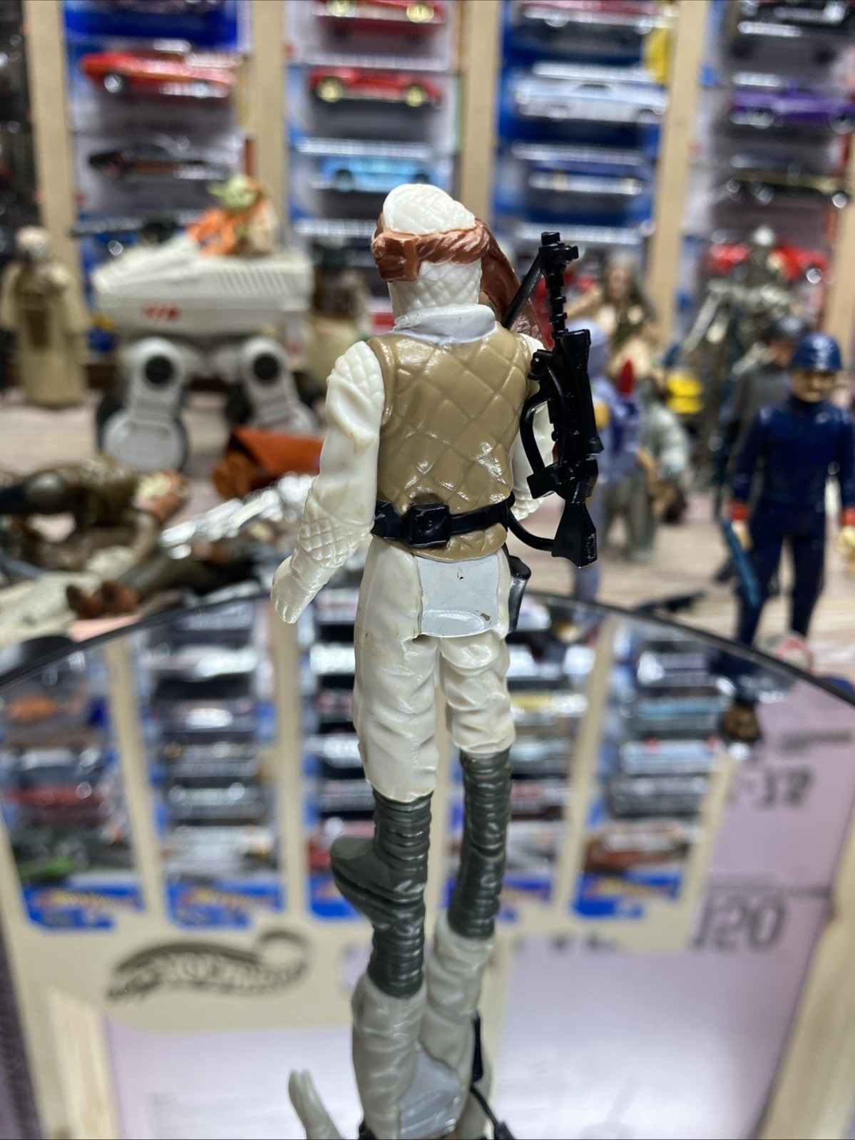 Luke Skywalker (Hoth Battle Gear) sold