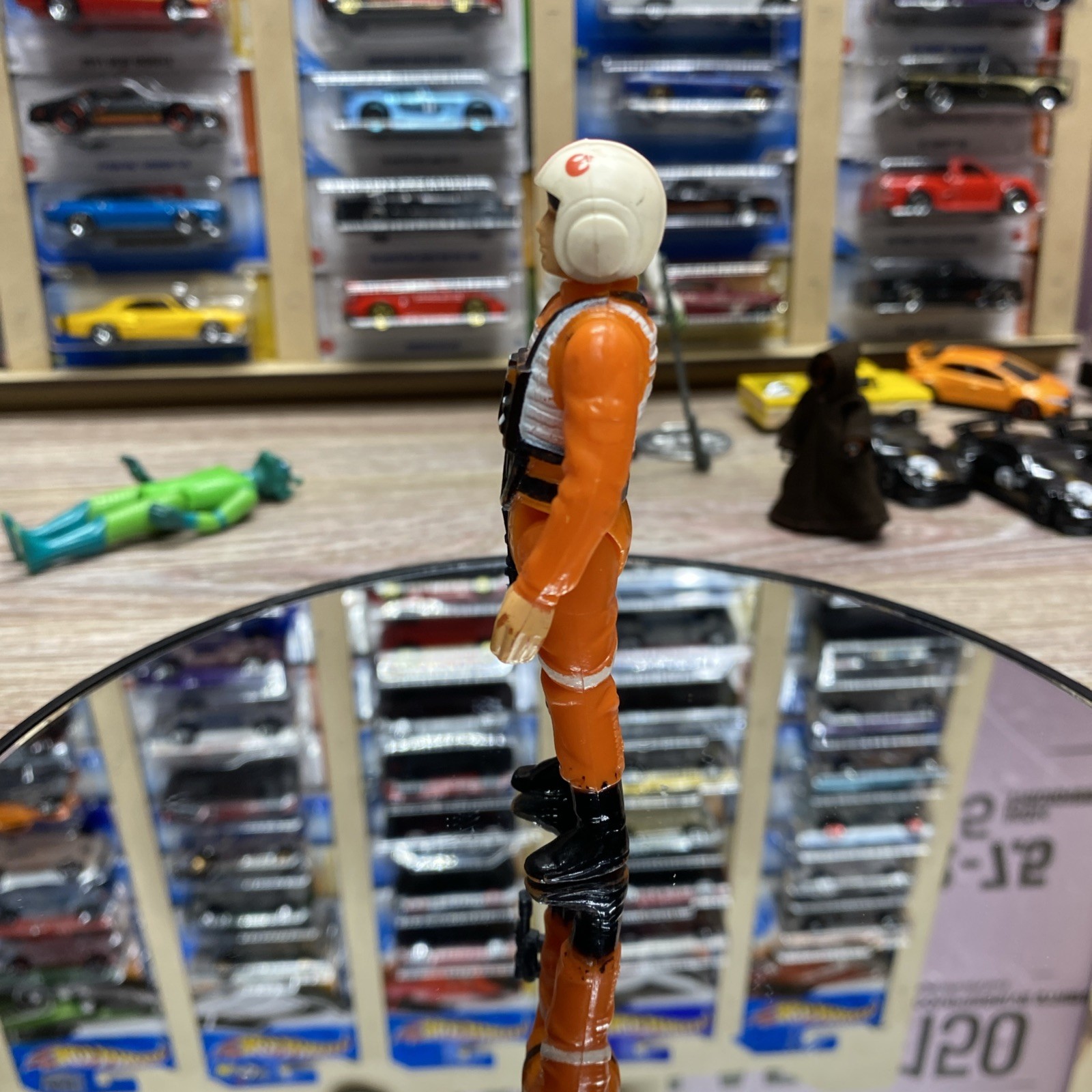 Luke Skywalker (X-Wing Fighter Pilot) sold