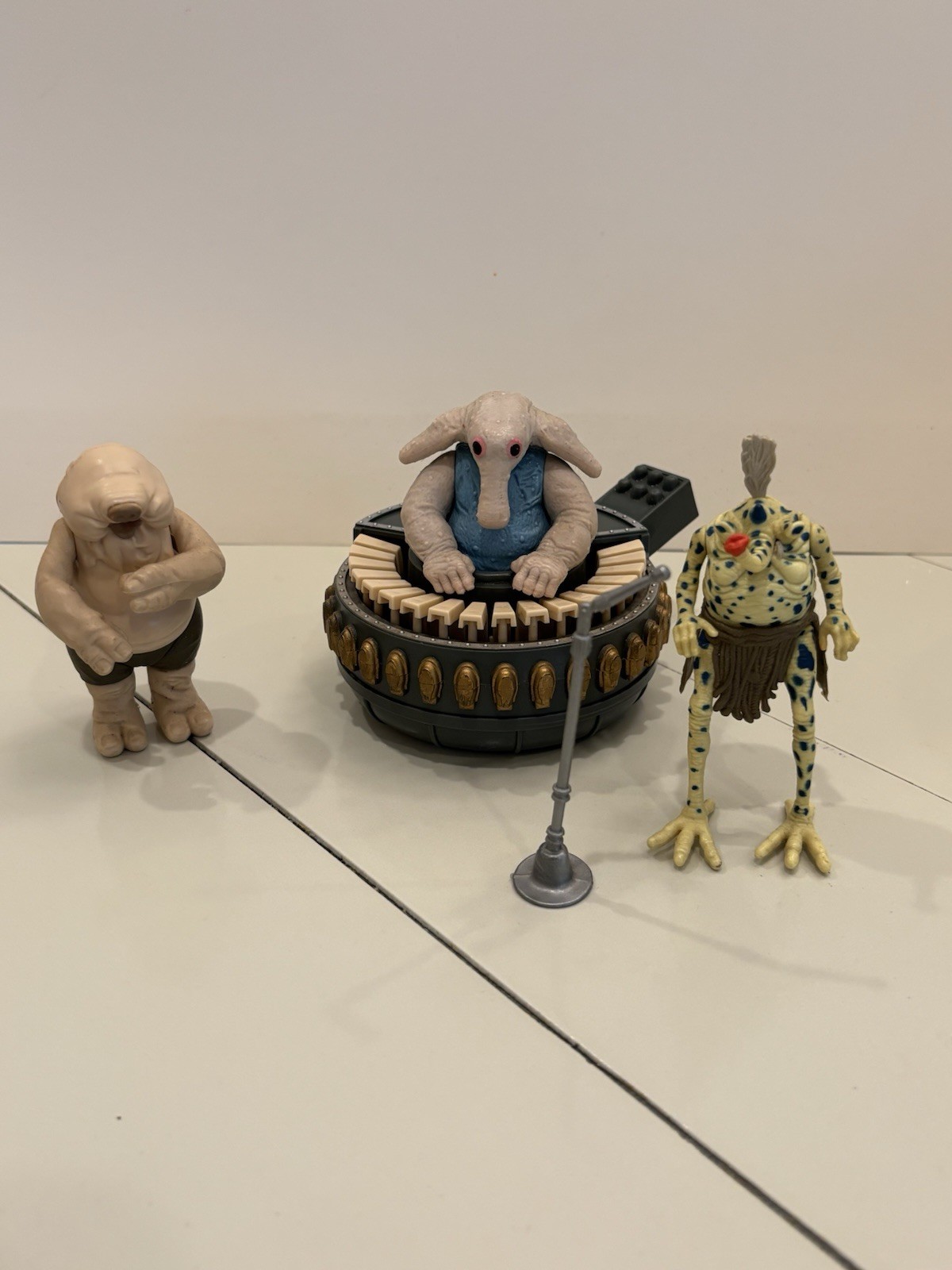 Sy Snootles & The Rebo Band sold