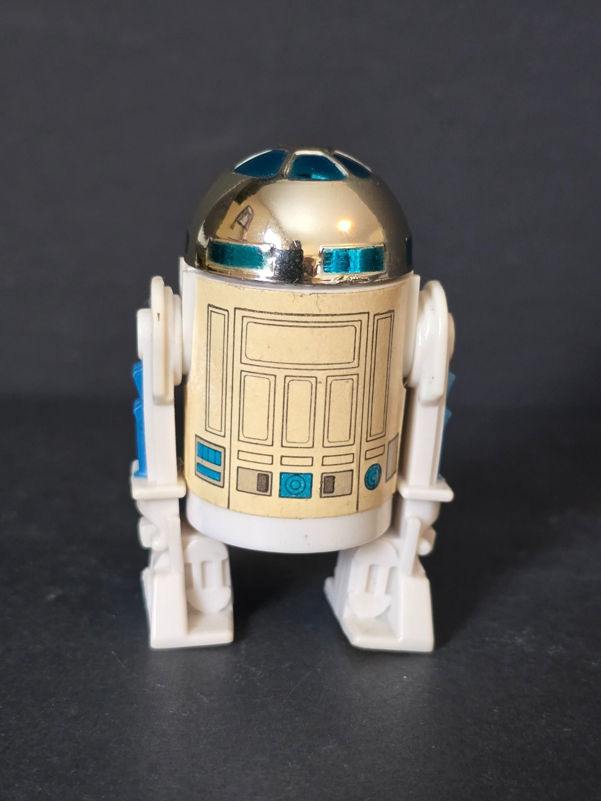 R2-D2 (Artoo-Detoo) with pop-up Lightsaber sold