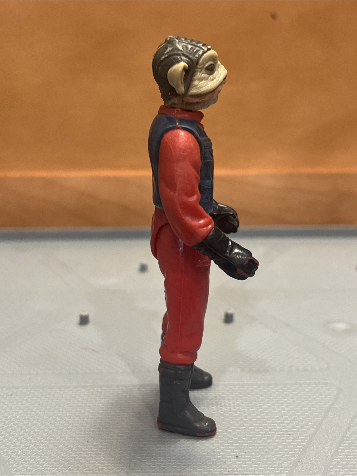 Nien Nunb sold