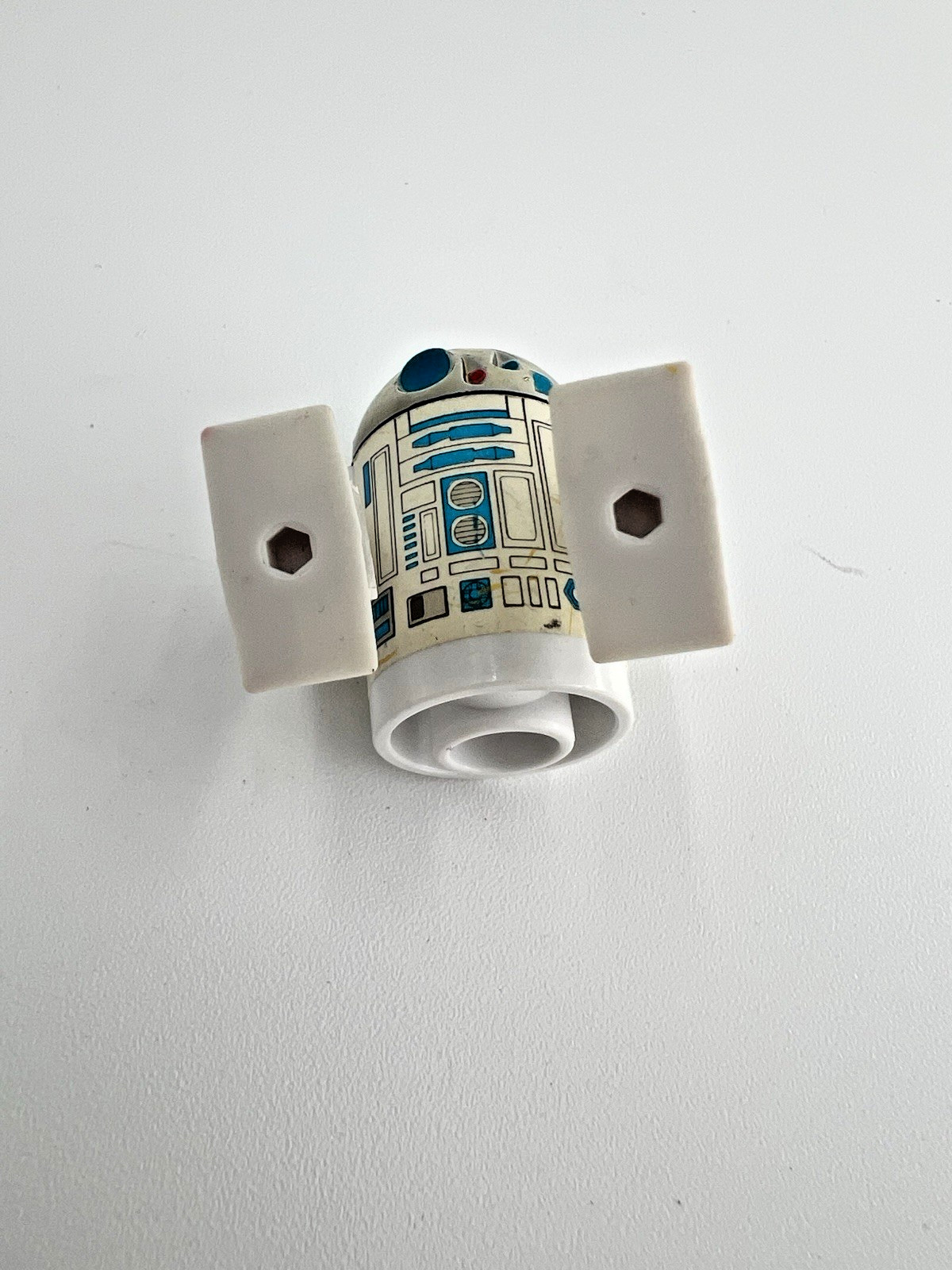 R2-D2 (Artoo-Detoo) with pop-up Lightsaber sold