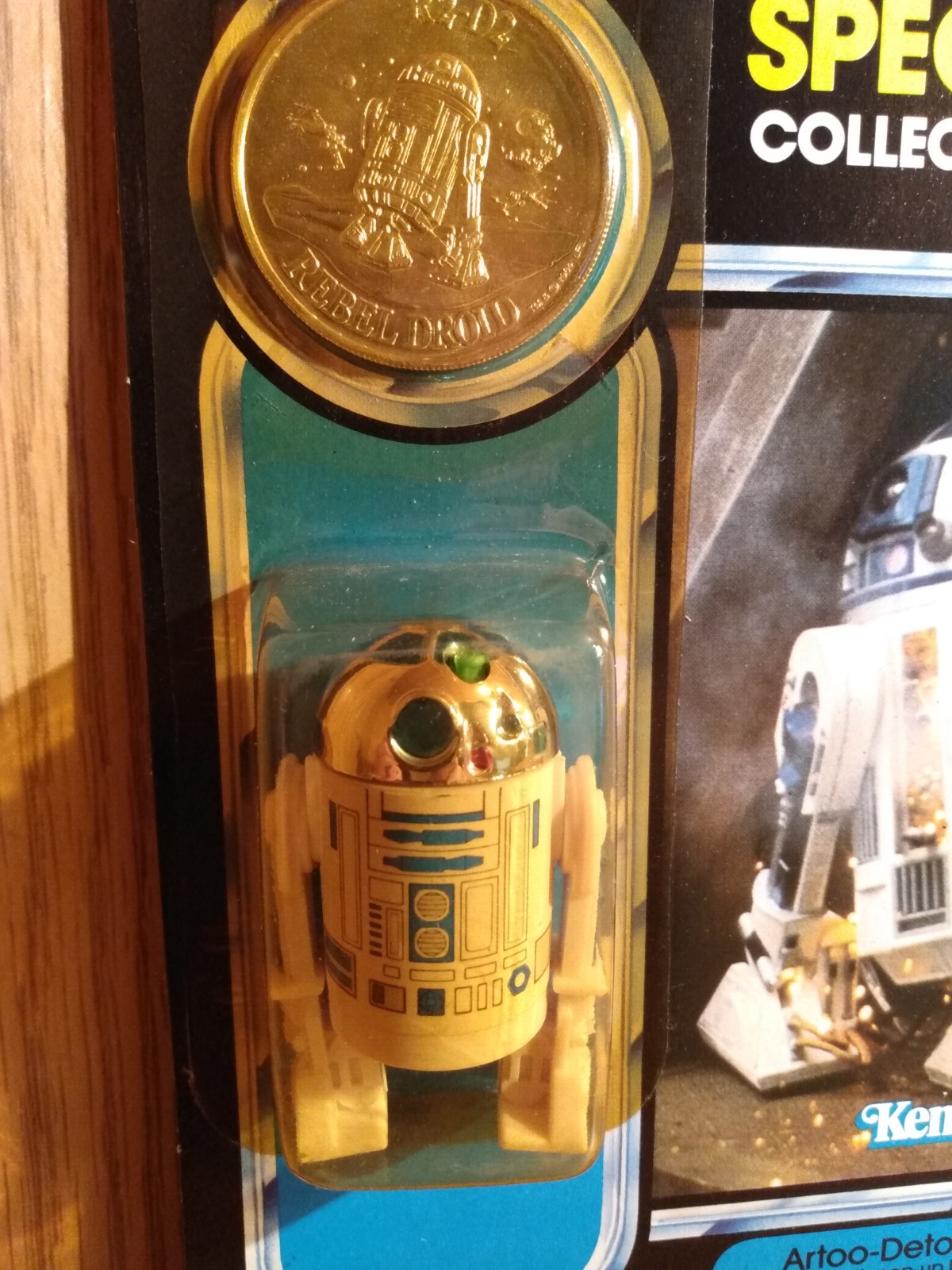 R2-D2 (Artoo-Detoo) with pop-up Lightsaber sold