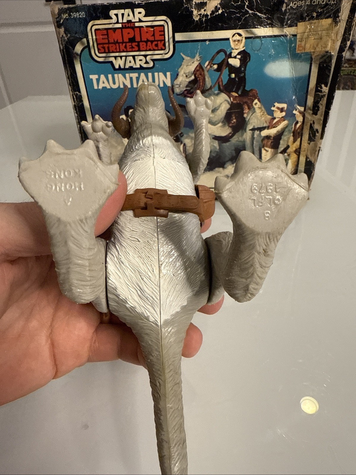 Tauntaun (closed belly) sold