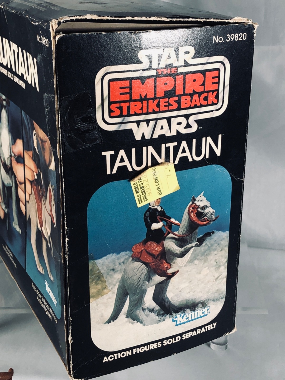 Tauntaun (closed belly) sold