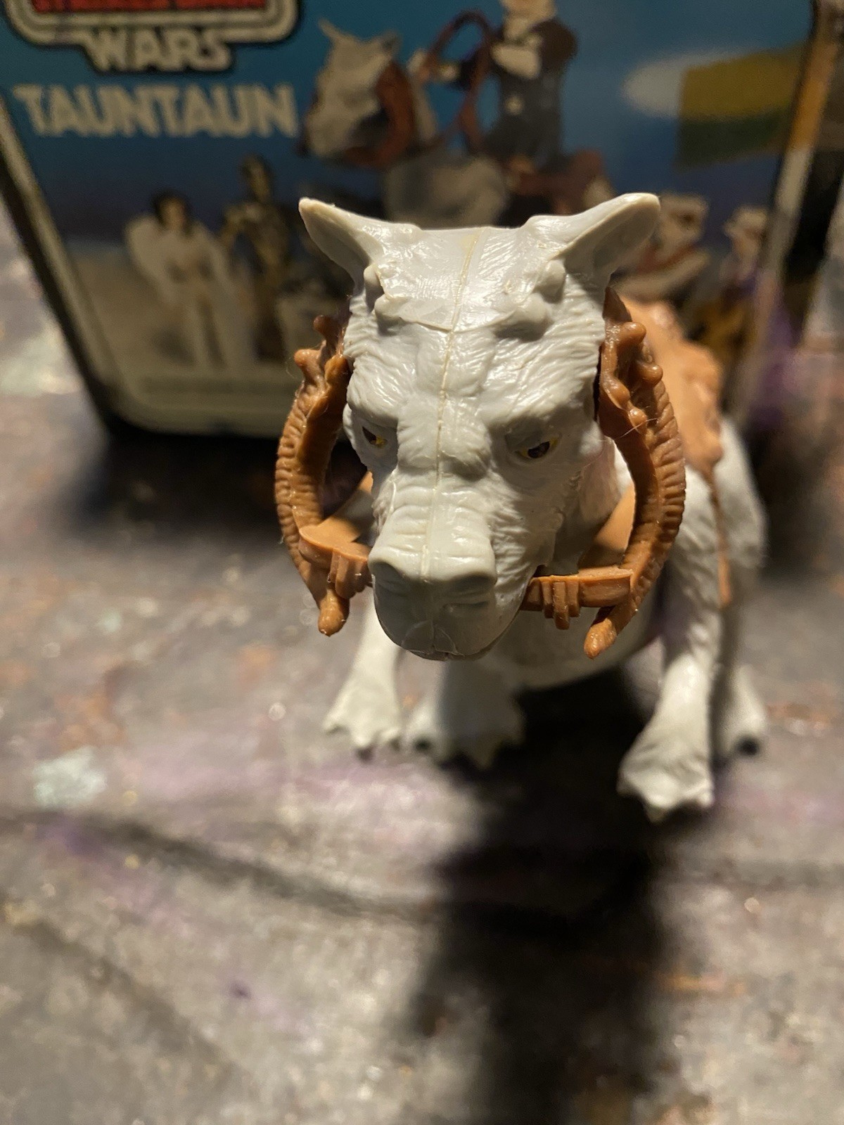 Tauntaun (closed belly) sold