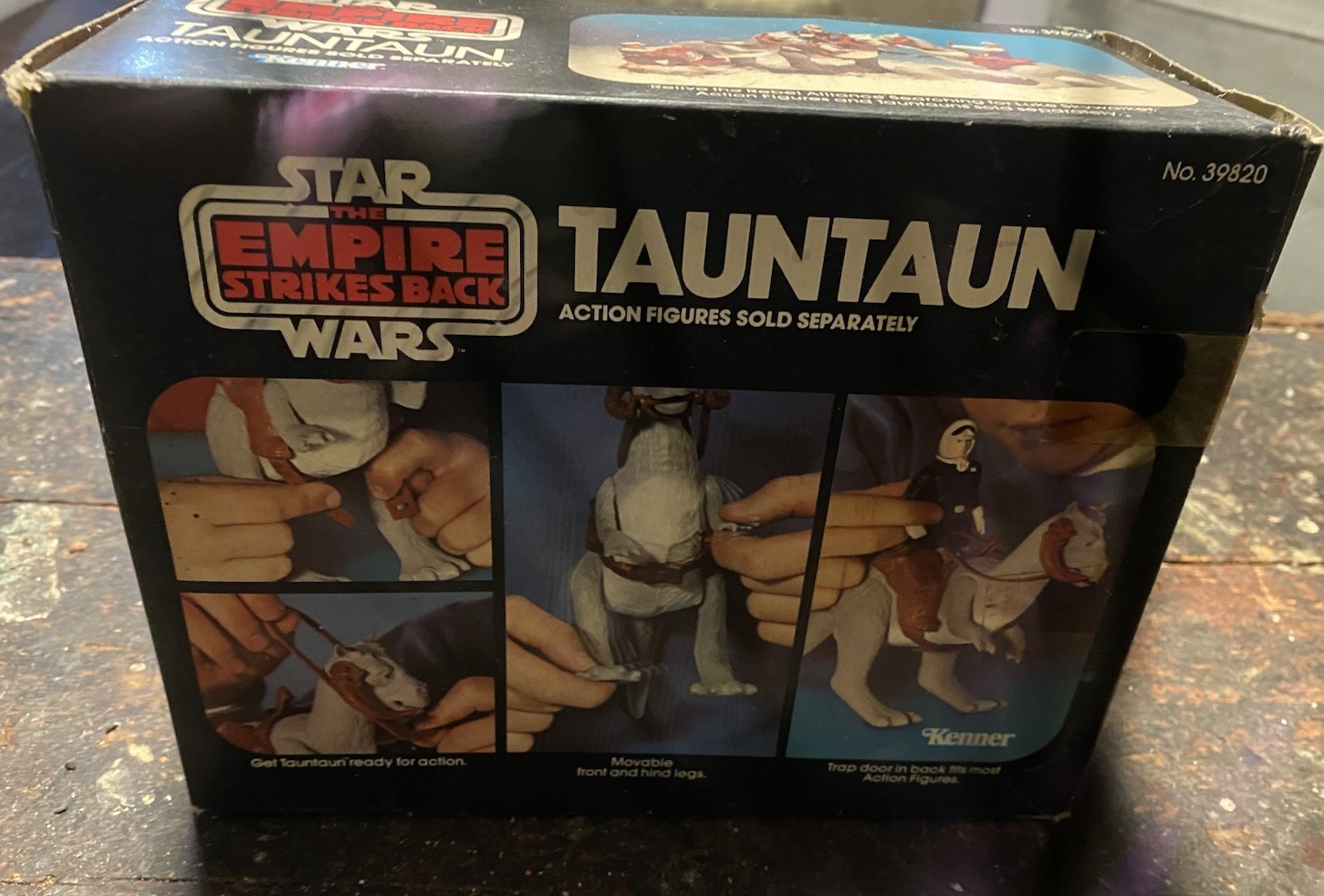 Tauntaun (closed belly) sold