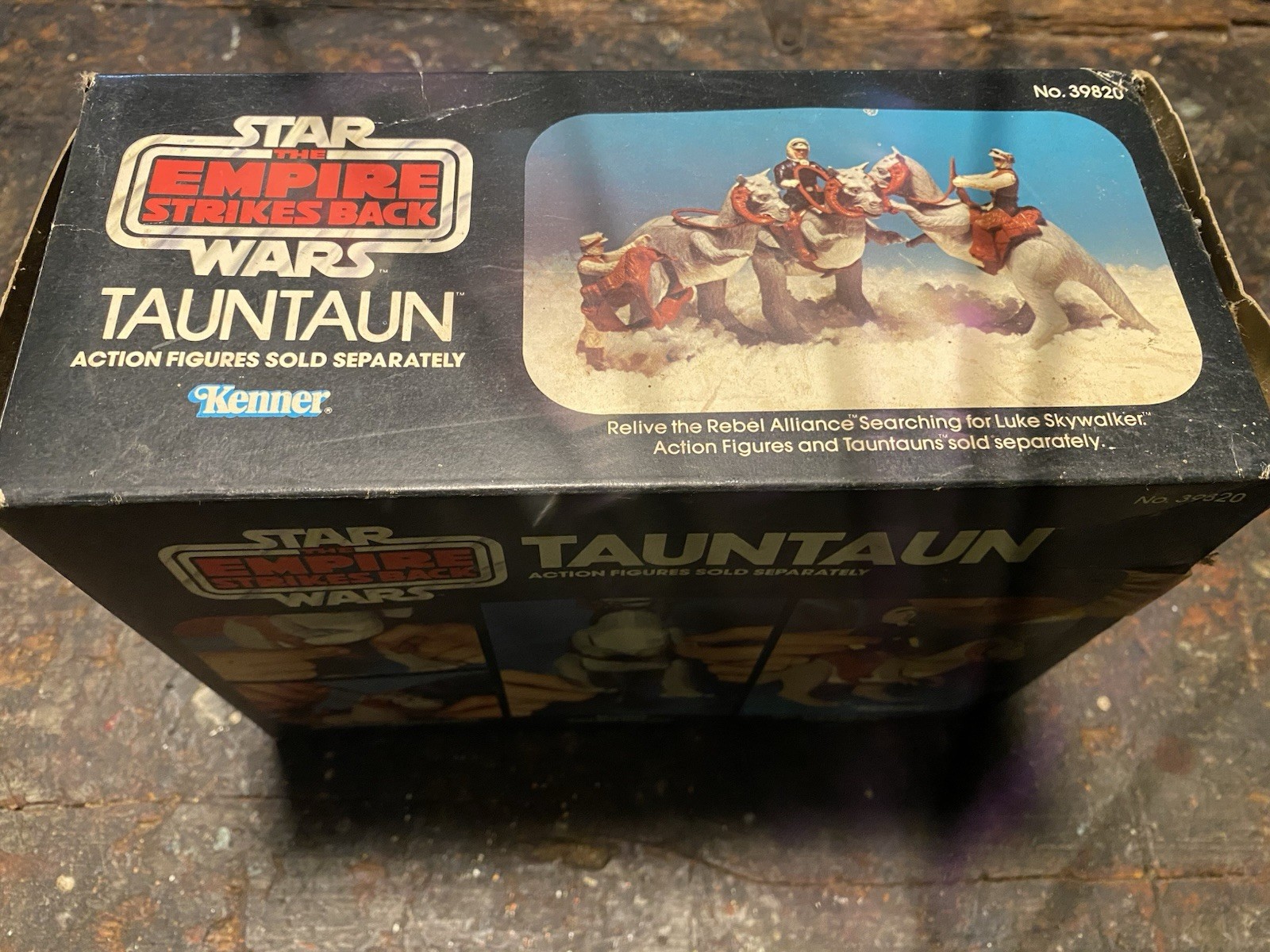 Tauntaun (closed belly) sold
