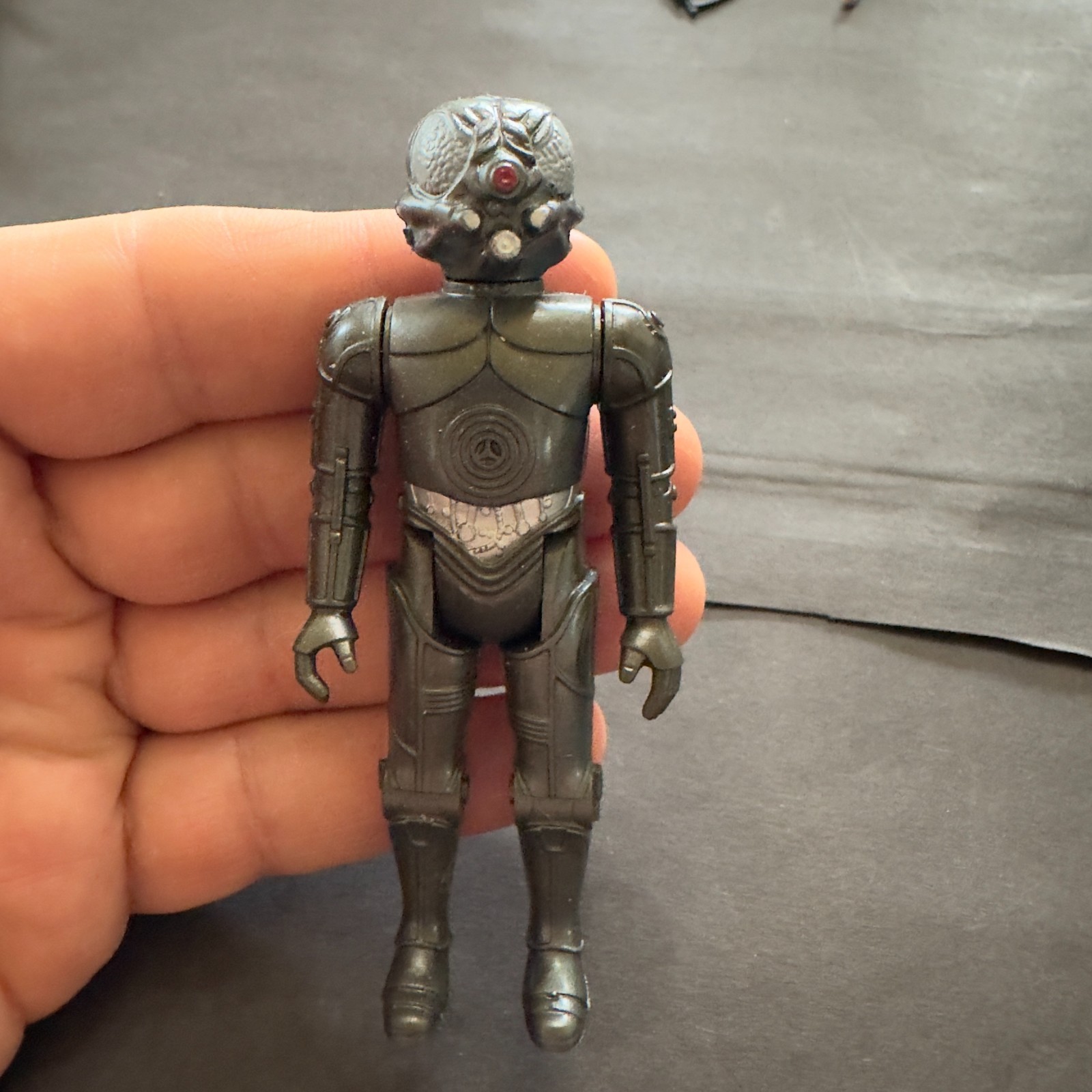 Zuckuss sold