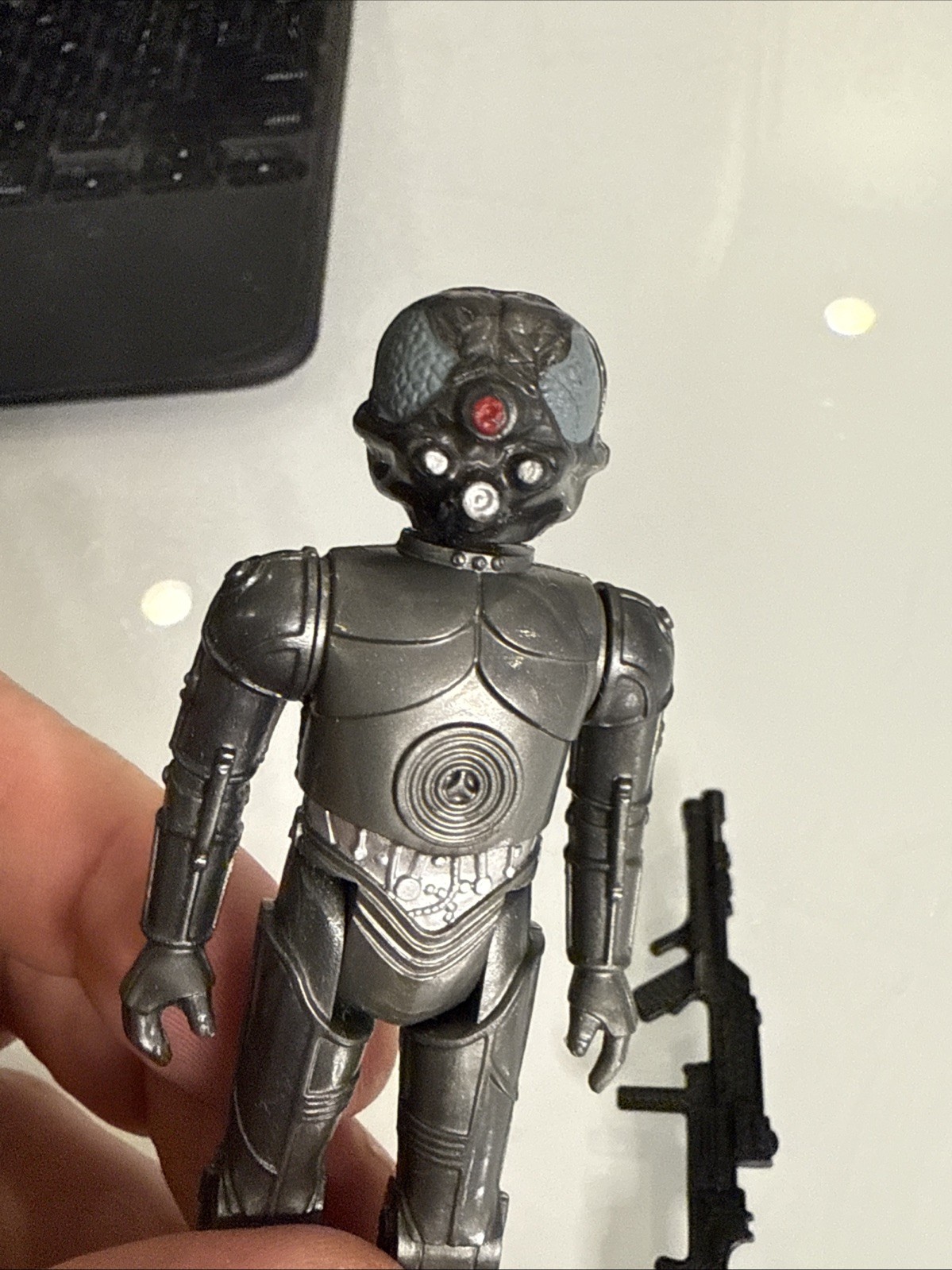 Zuckuss sold