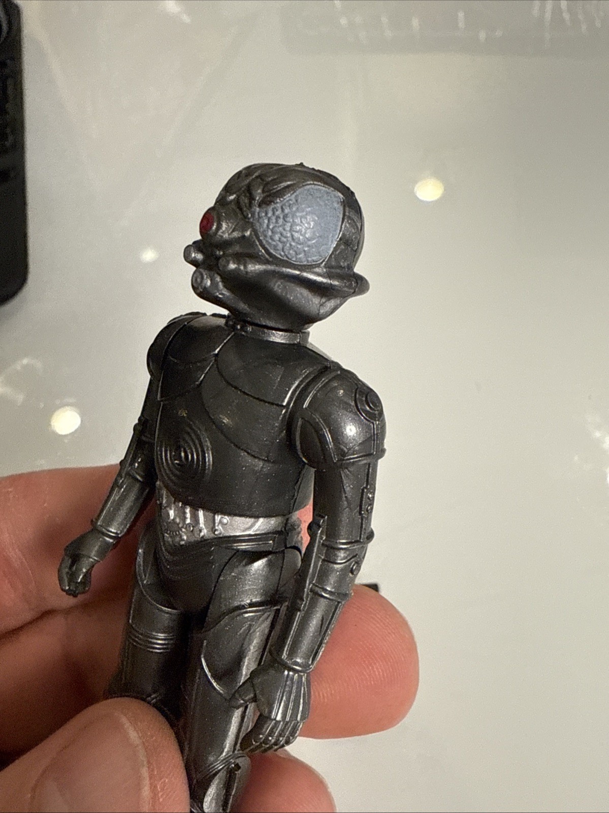 Zuckuss sold