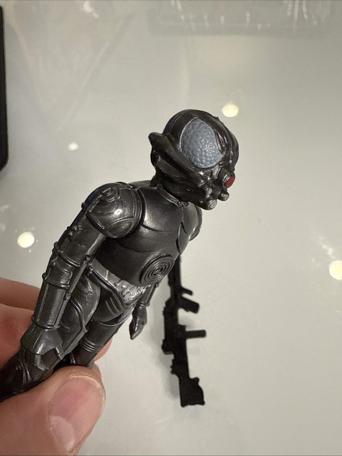 Zuckuss sold