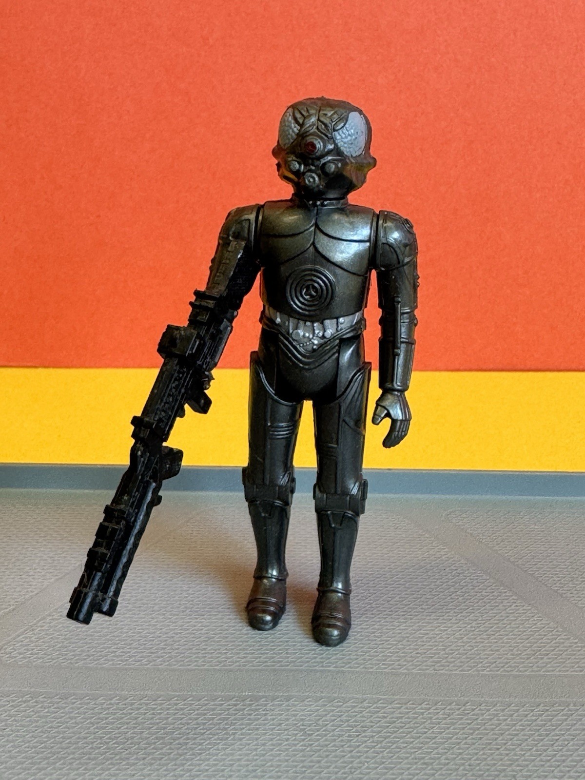 Zuckuss sold