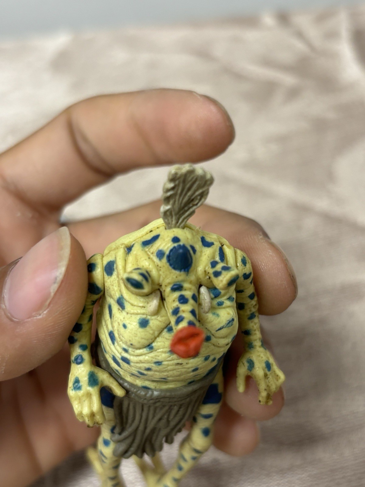 Sy Snootles sold