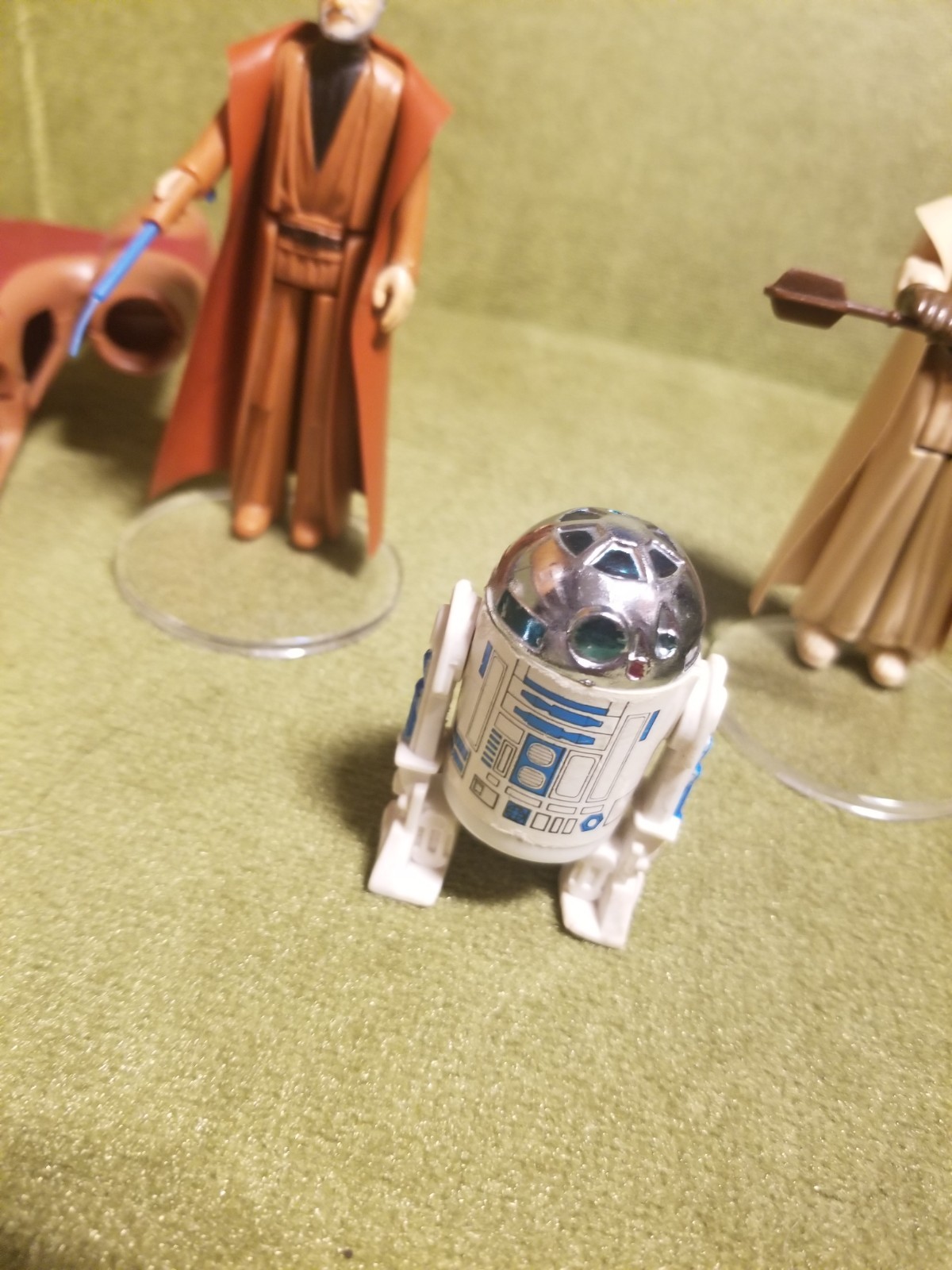 R2-D2 (Artoo-Detoo) sold
