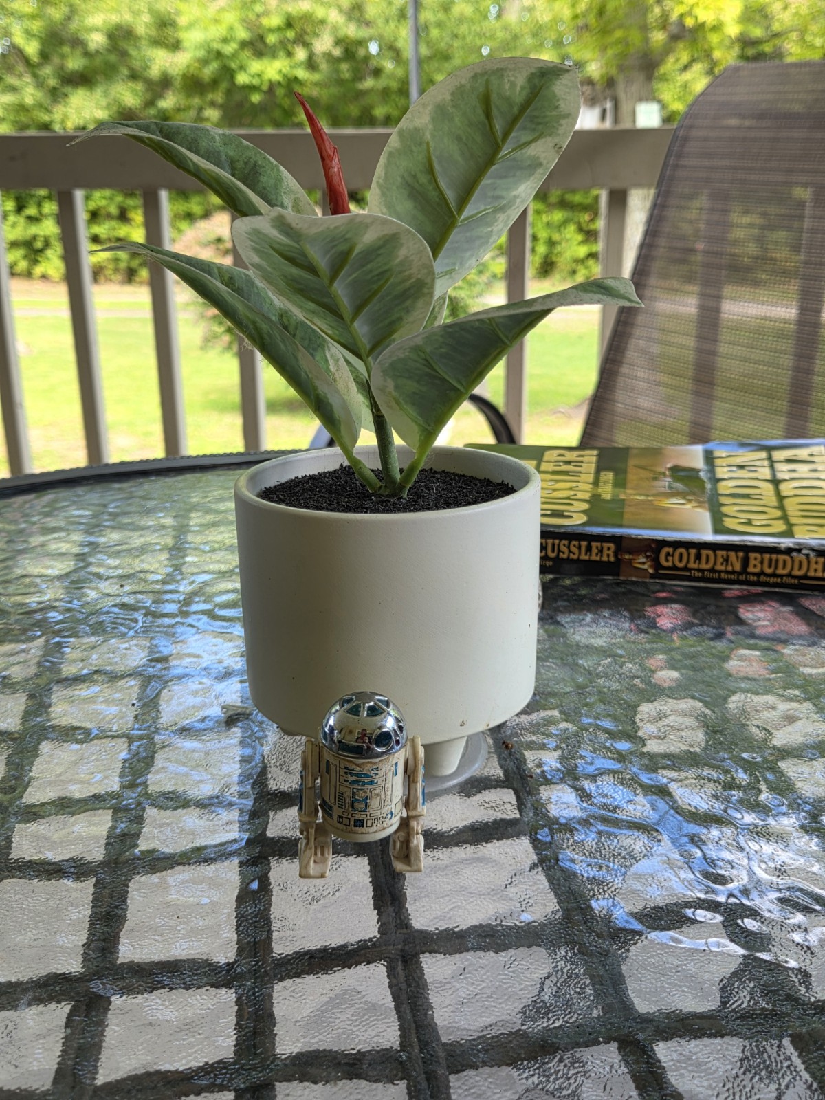 R2-D2 (Artoo-Detoo) sold