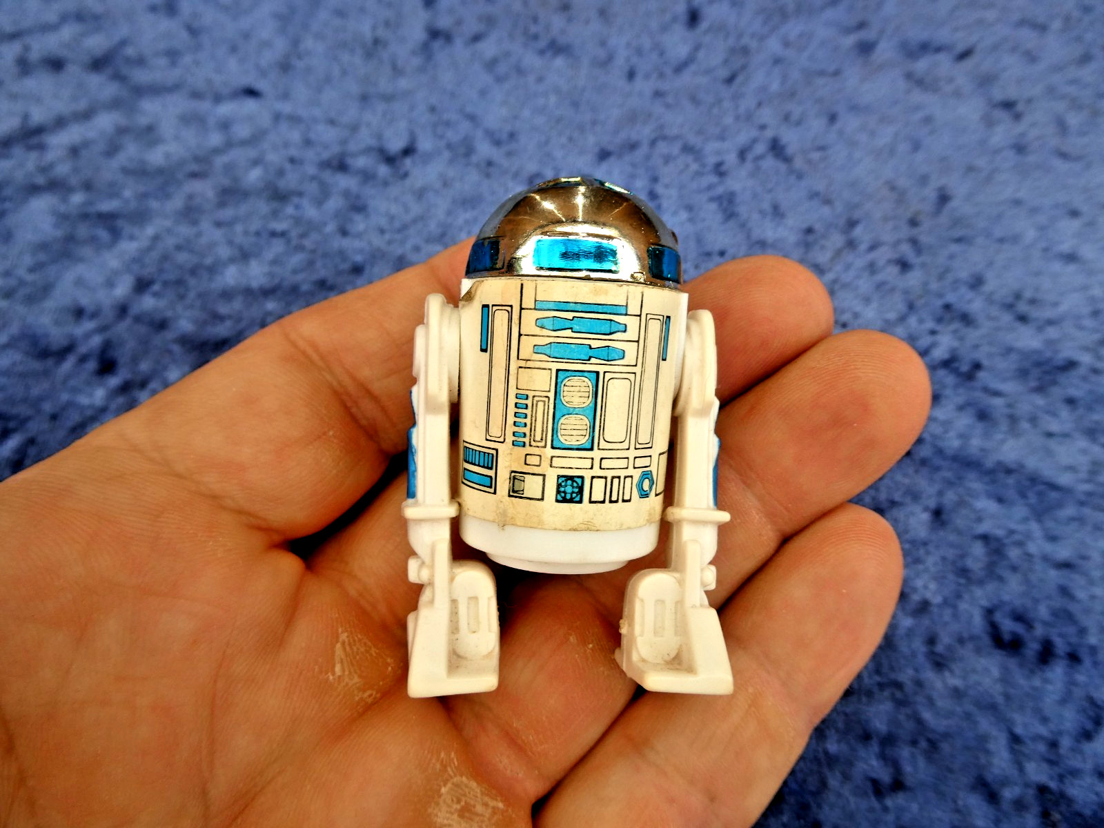 R2-D2 (Artoo-Detoo) sold