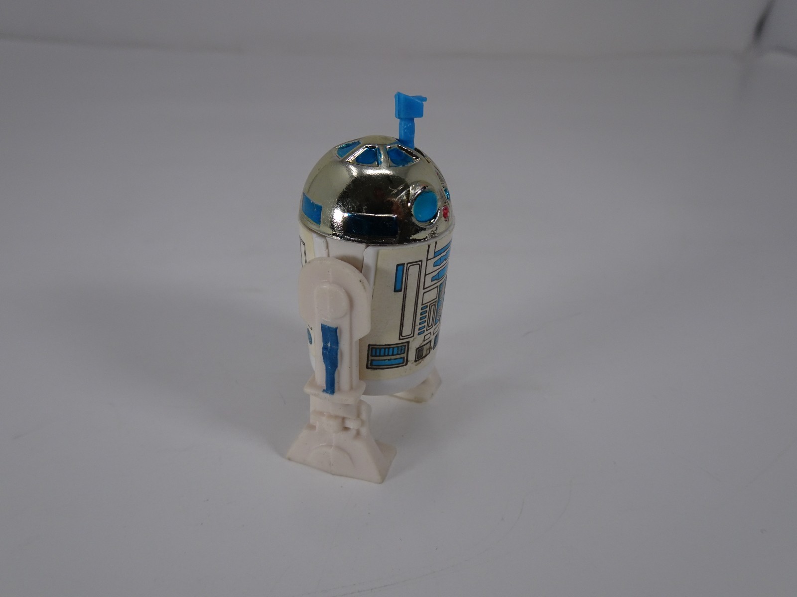 R2-D2 (Artoo-Detoo) (with Sensorscope) sold