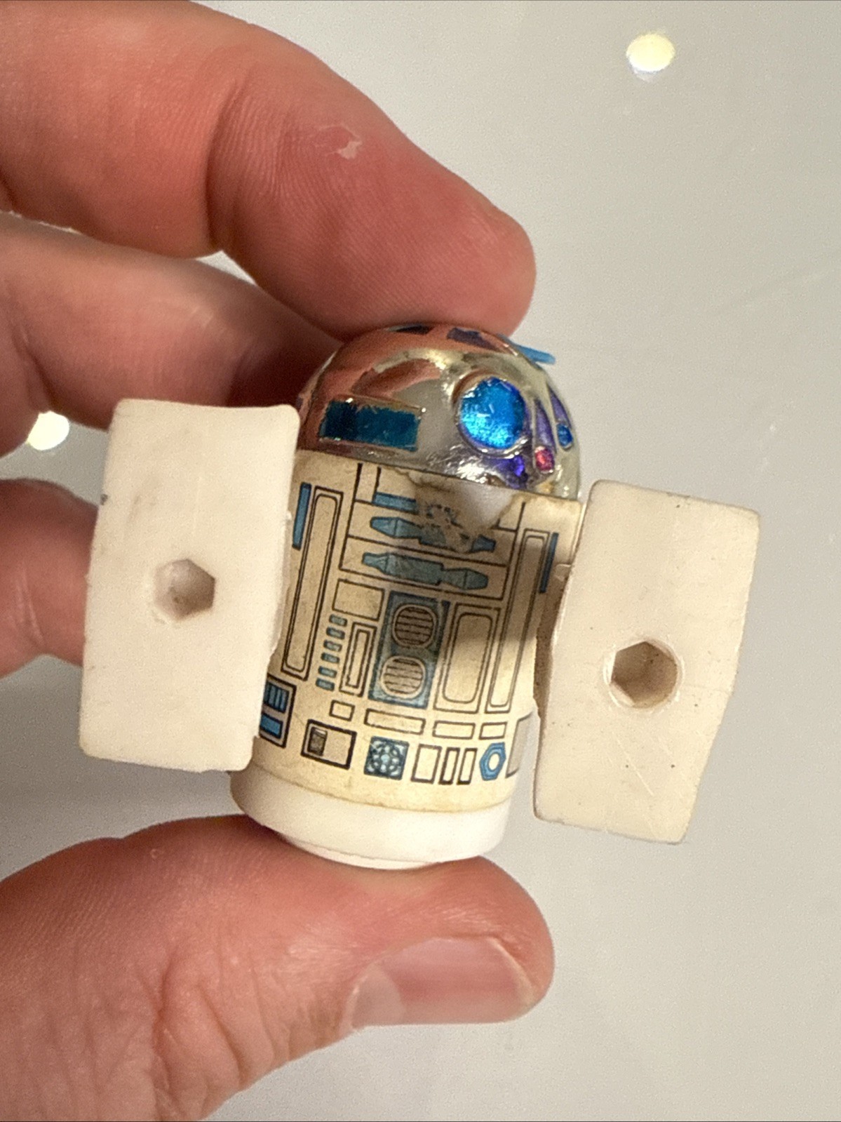 R2-D2 (Artoo-Detoo) (with Sensorscope) sold