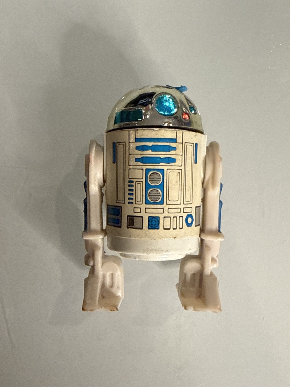 R2-D2 (Artoo-Detoo) (with Sensorscope) sold
