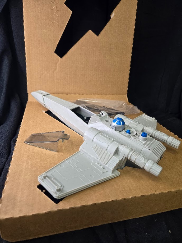 X-Wing Fighter (Battle Damaged) sold