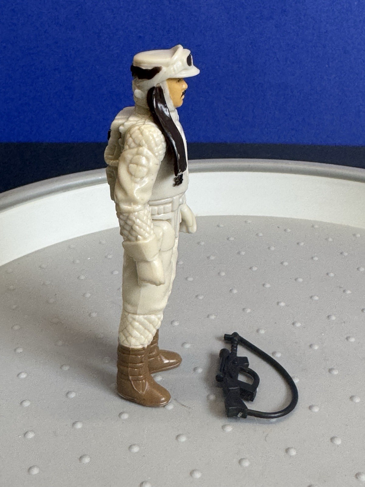 Rebel Commander sold