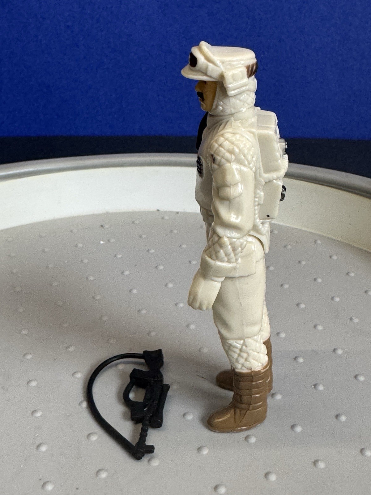 Rebel Commander sold