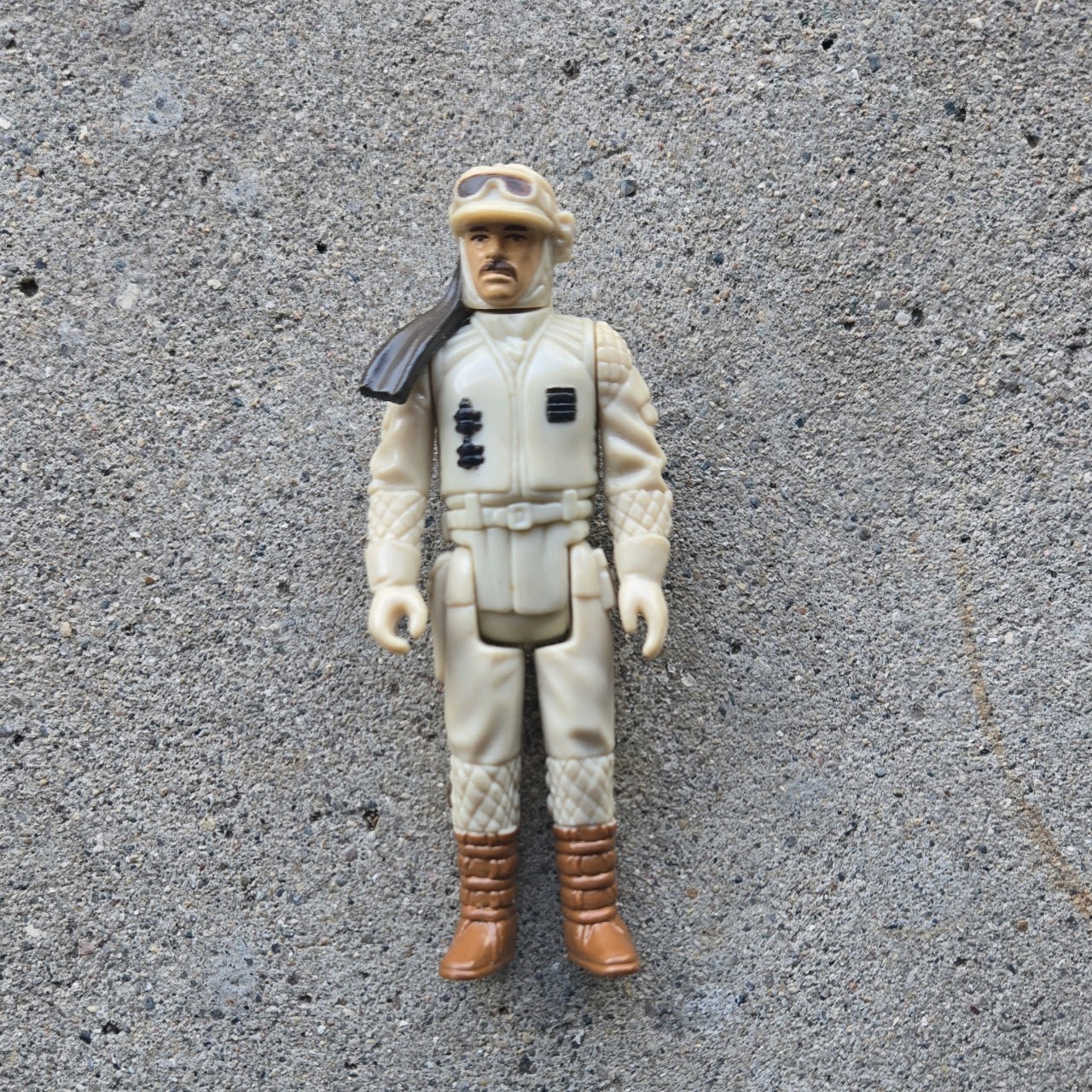 Rebel Commander sold