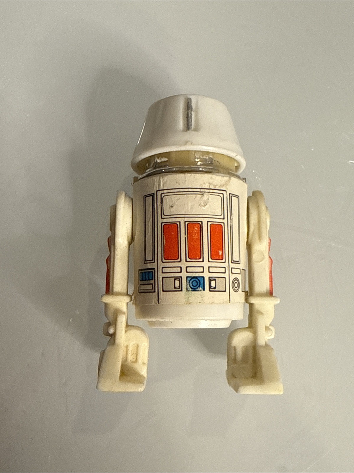 R5-D4 (Arfive-Defour) sold