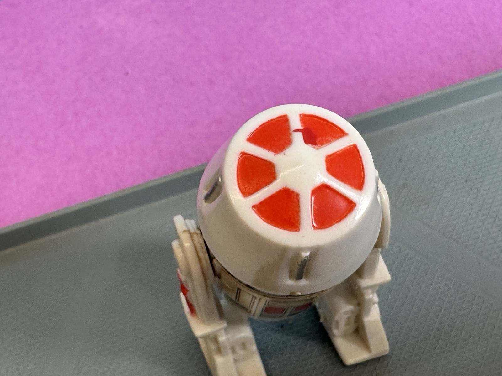 R5-D4 (Arfive-Defour) sold