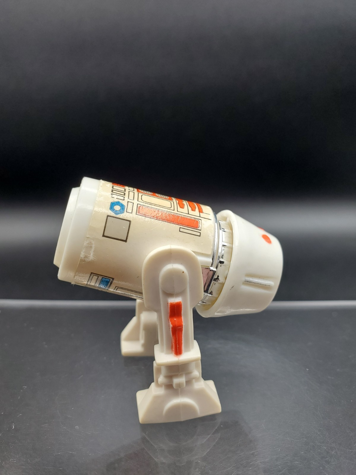R5-D4 (Arfive-Defour) sold