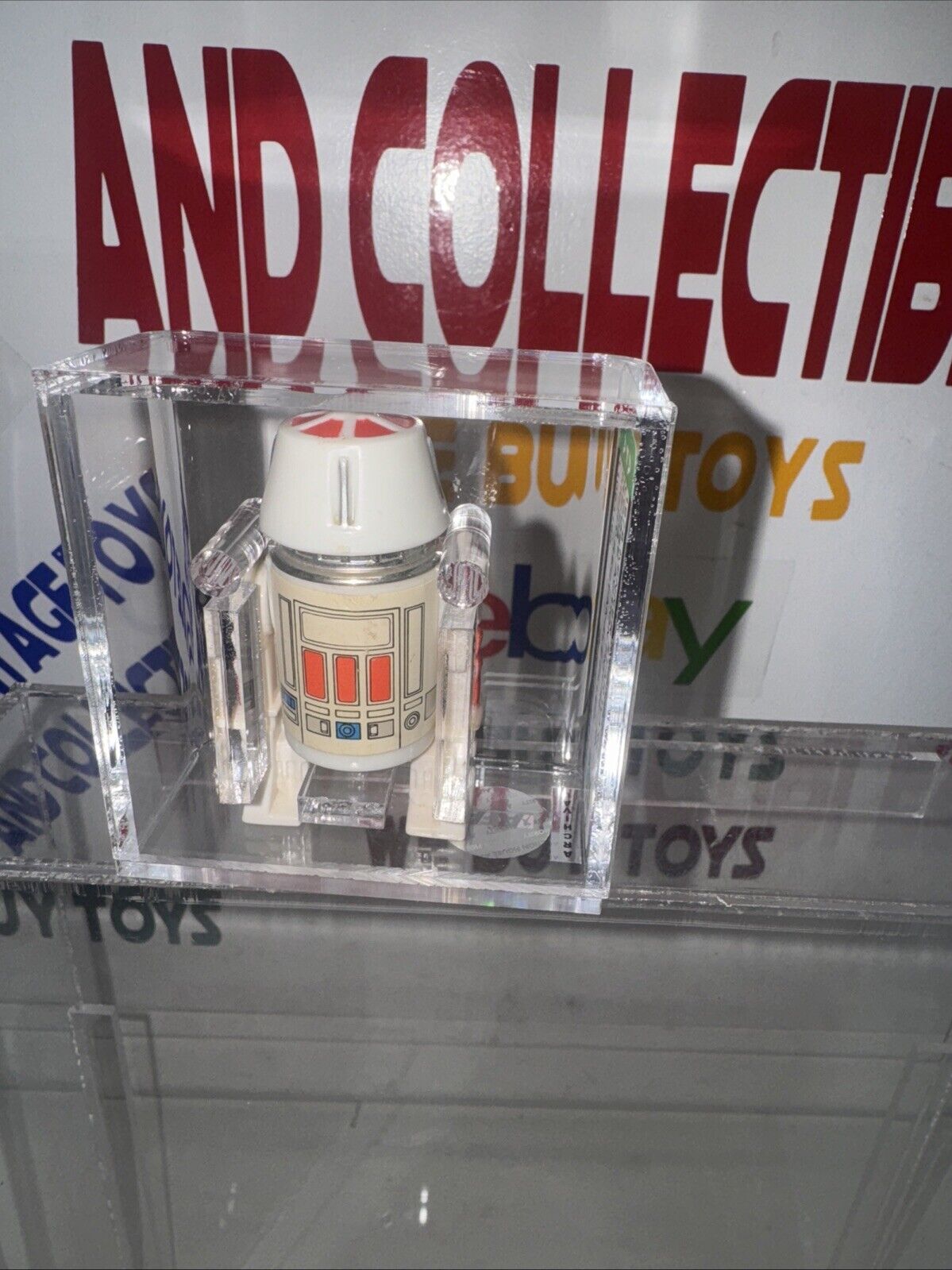 R5-D4 (Arfive-Defour) sold