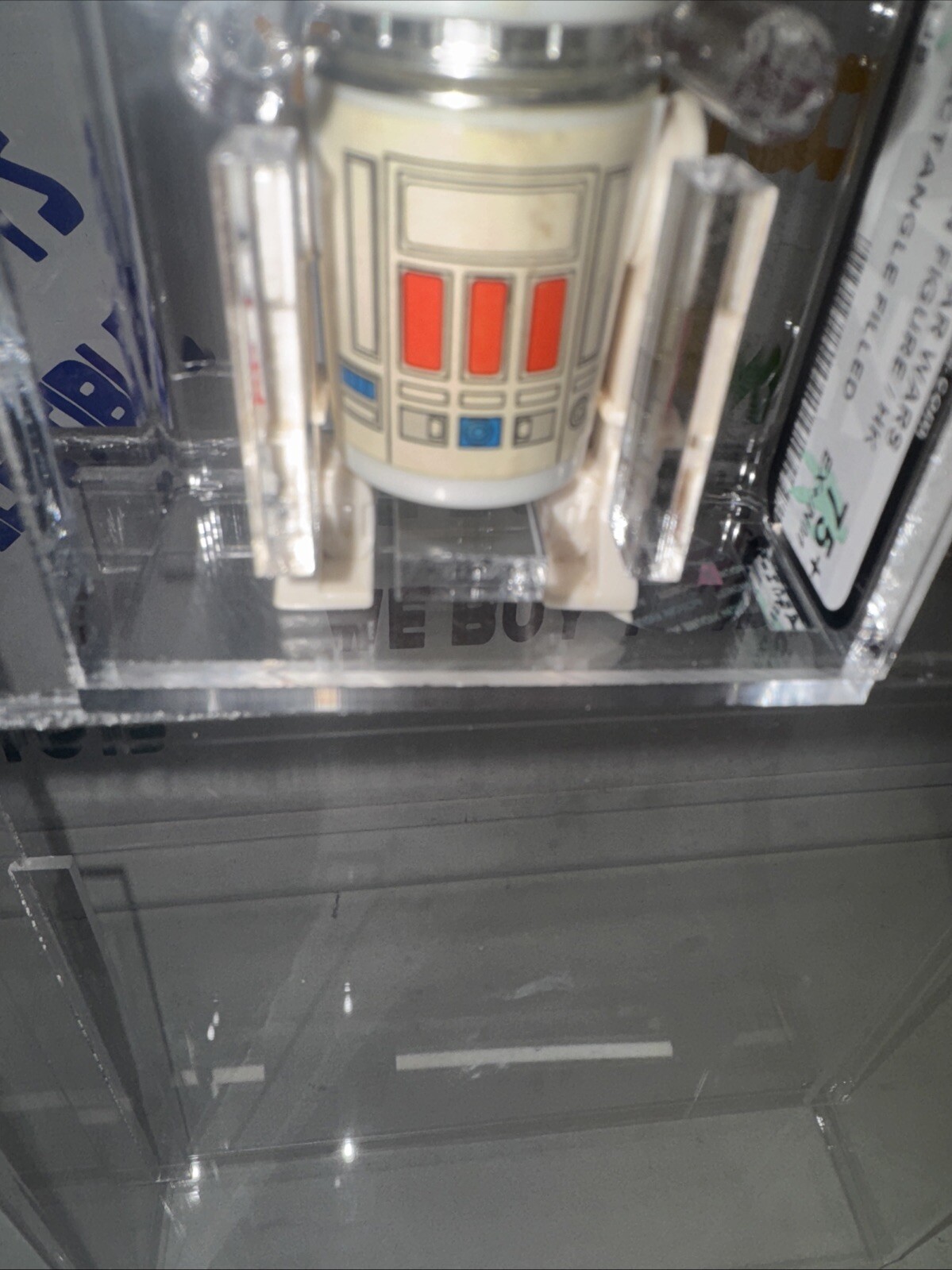 R5-D4 (Arfive-Defour) sold