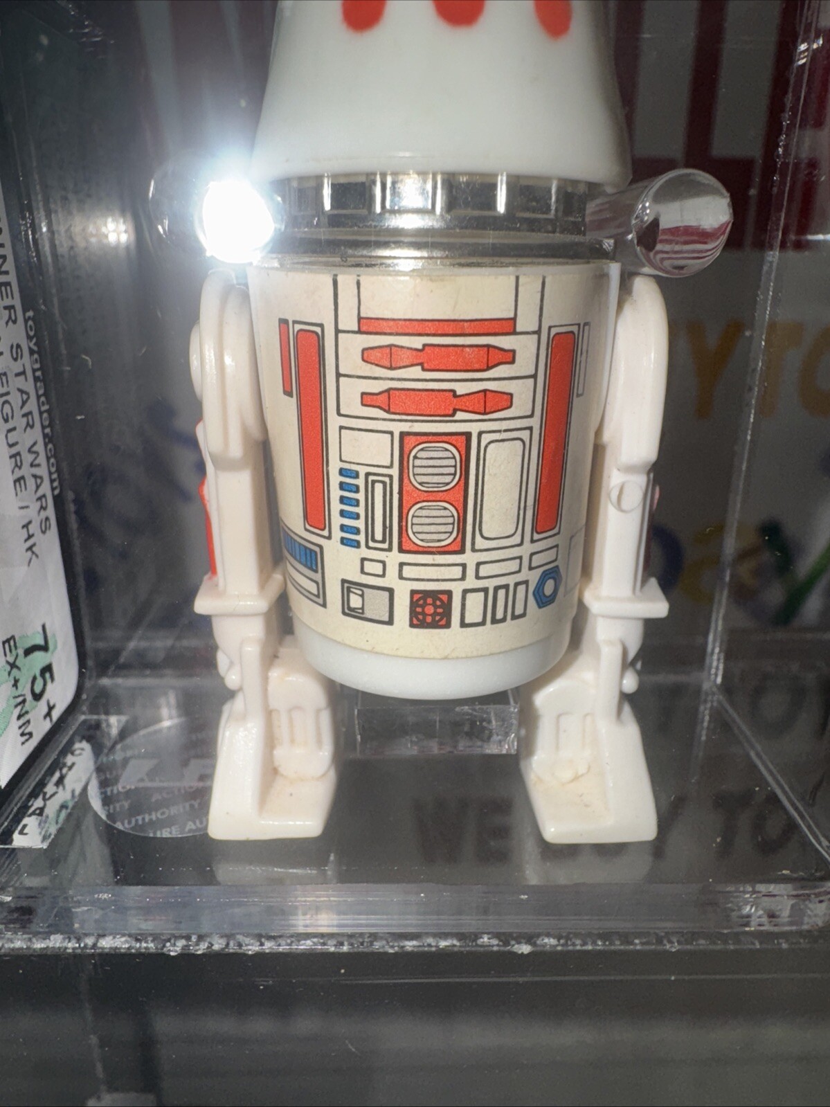R5-D4 (Arfive-Defour) sold