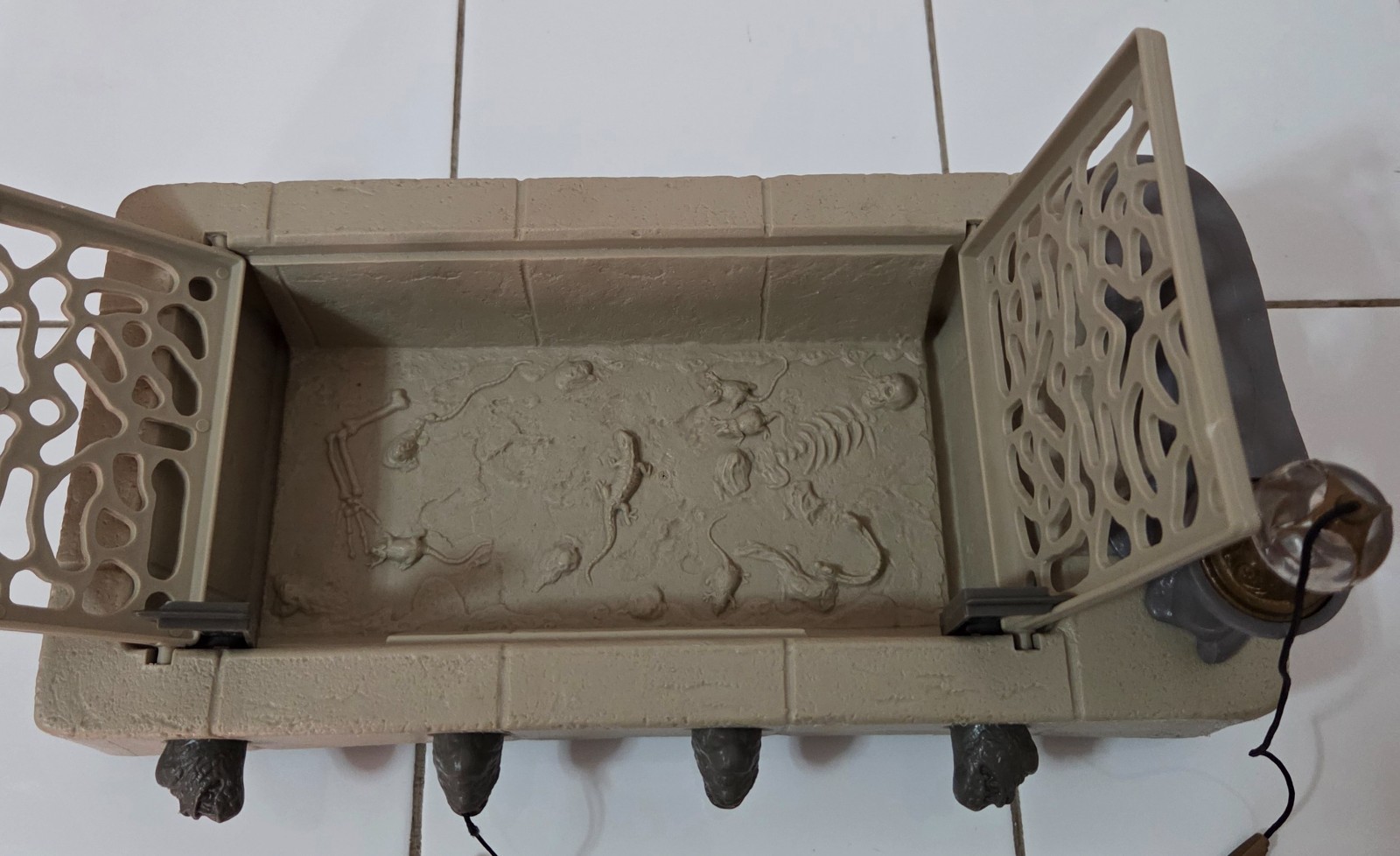 Jabba the Hutt Action Playset sold